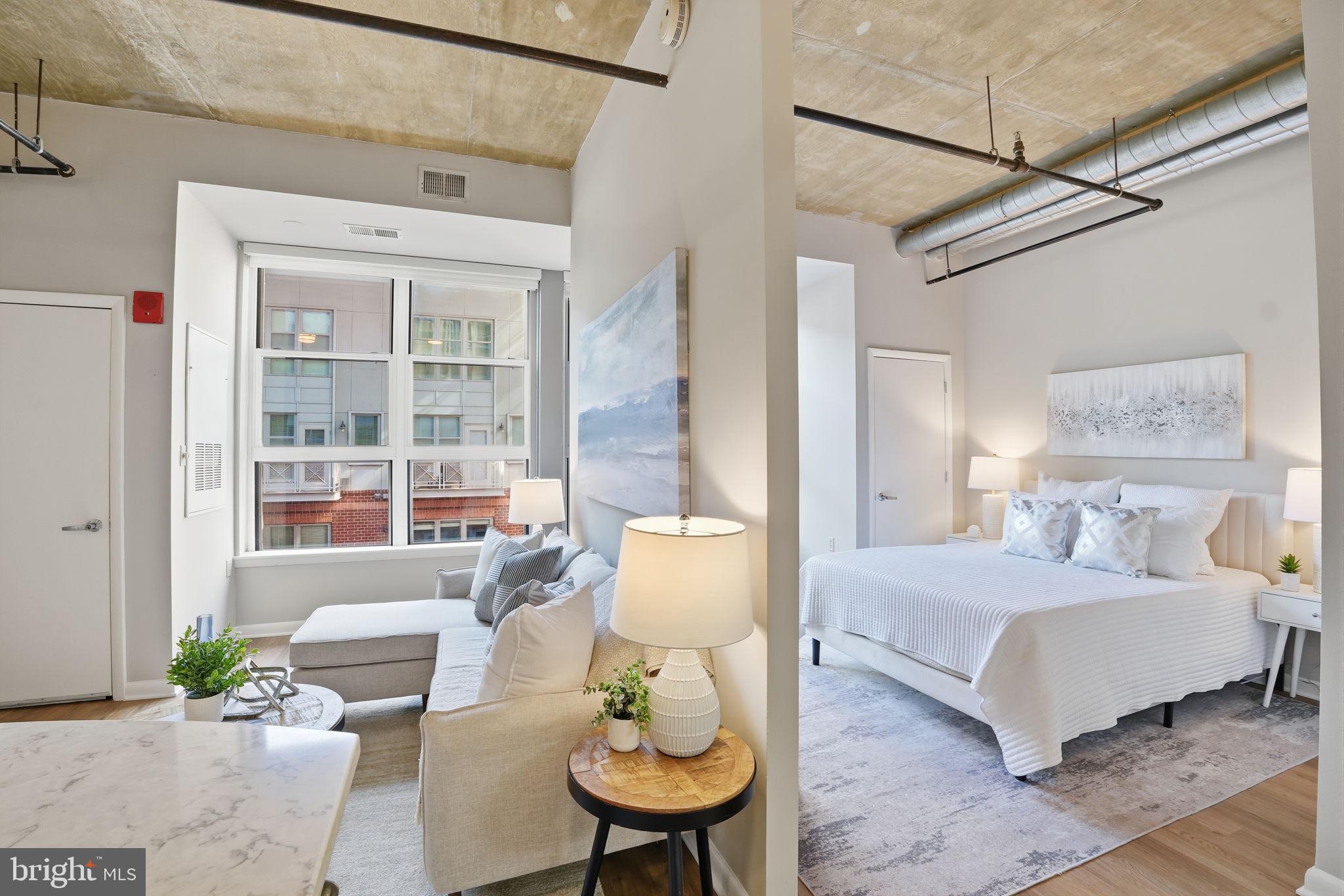LOGAN CIRCLE - Residential