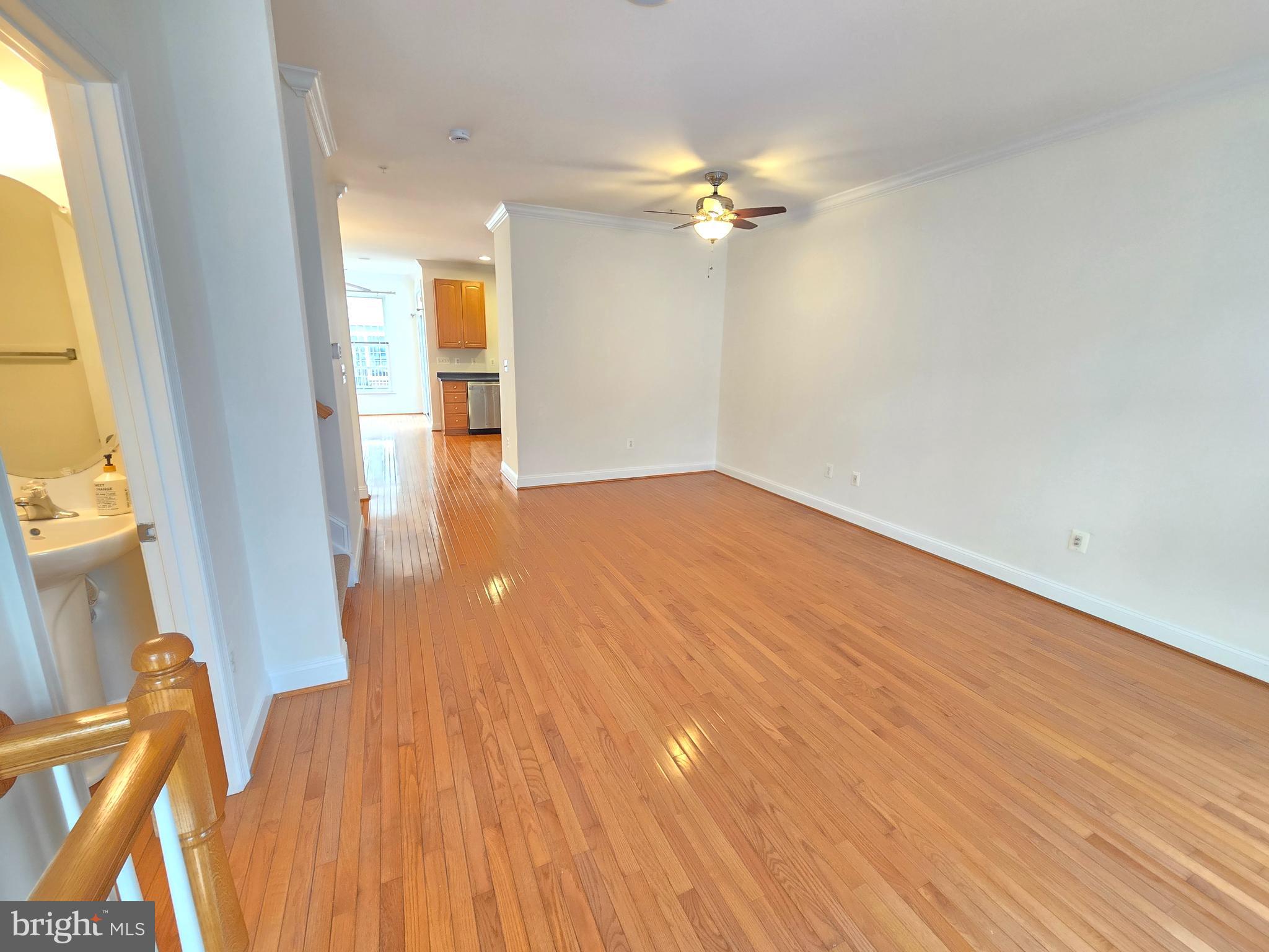 CAMDEN CROSSING - Residential