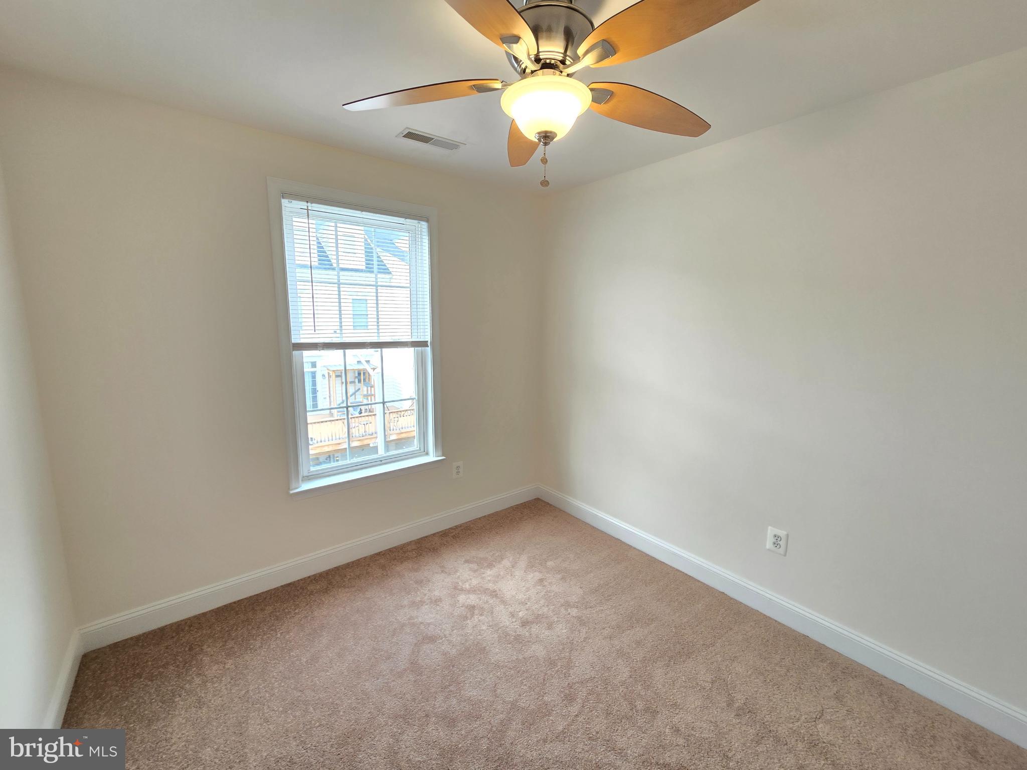 CAMDEN CROSSING - Residential