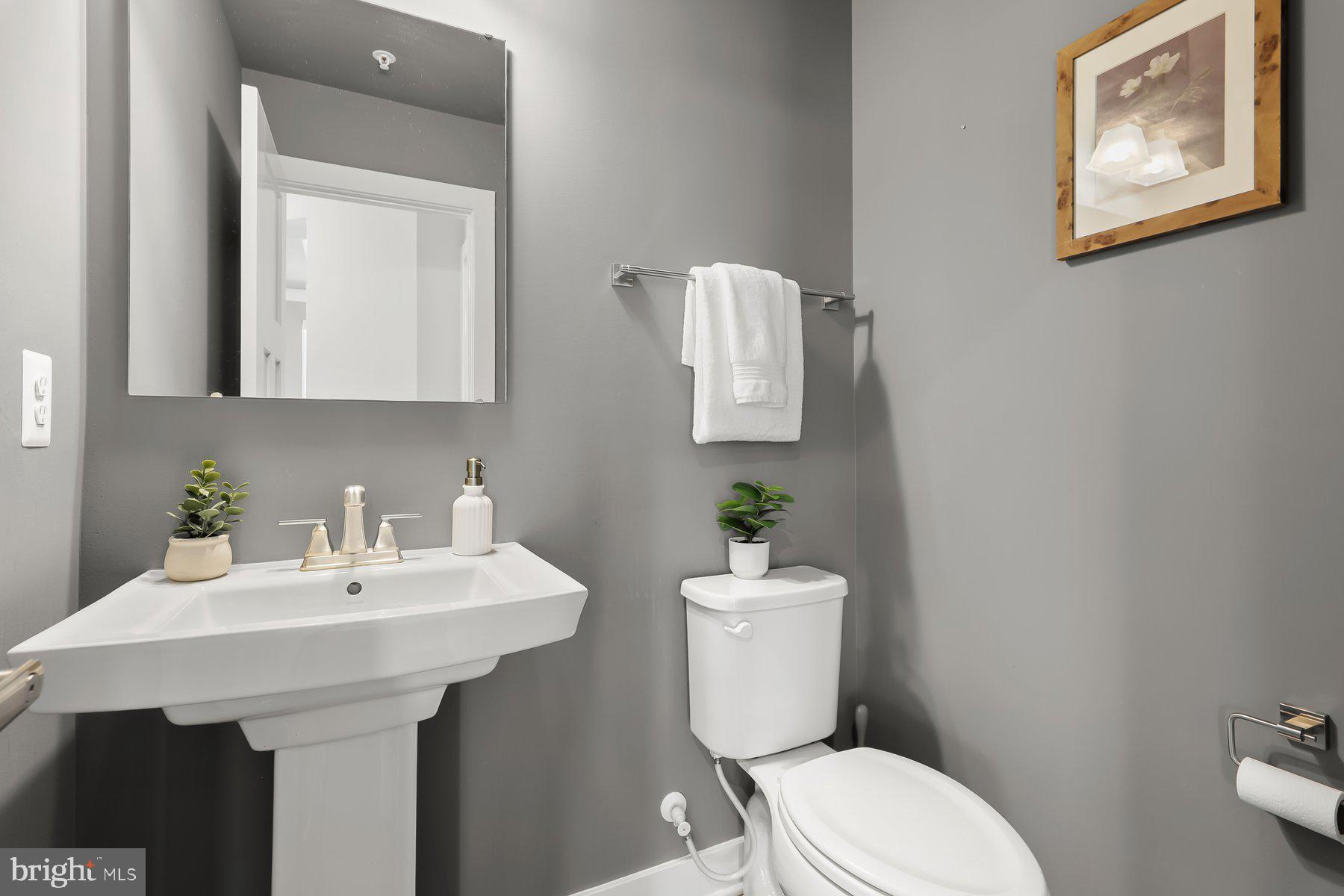 GREENLEIGH AT CROSSROADS - Residential