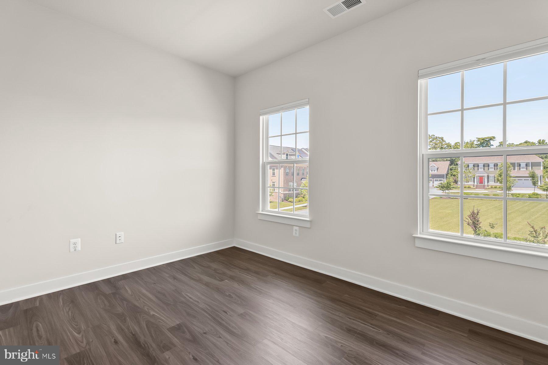 GREENLEIGH AT CROSSROADS - Residential