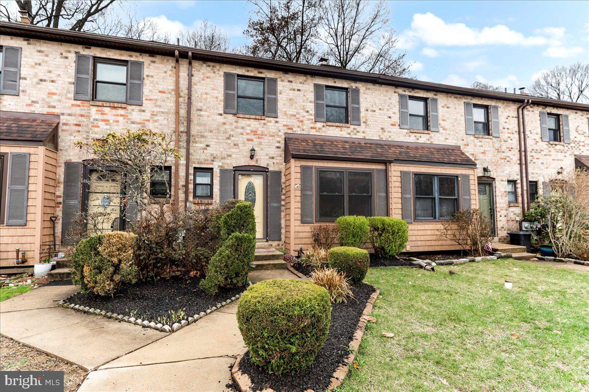 VALLEYBROOK - Residential