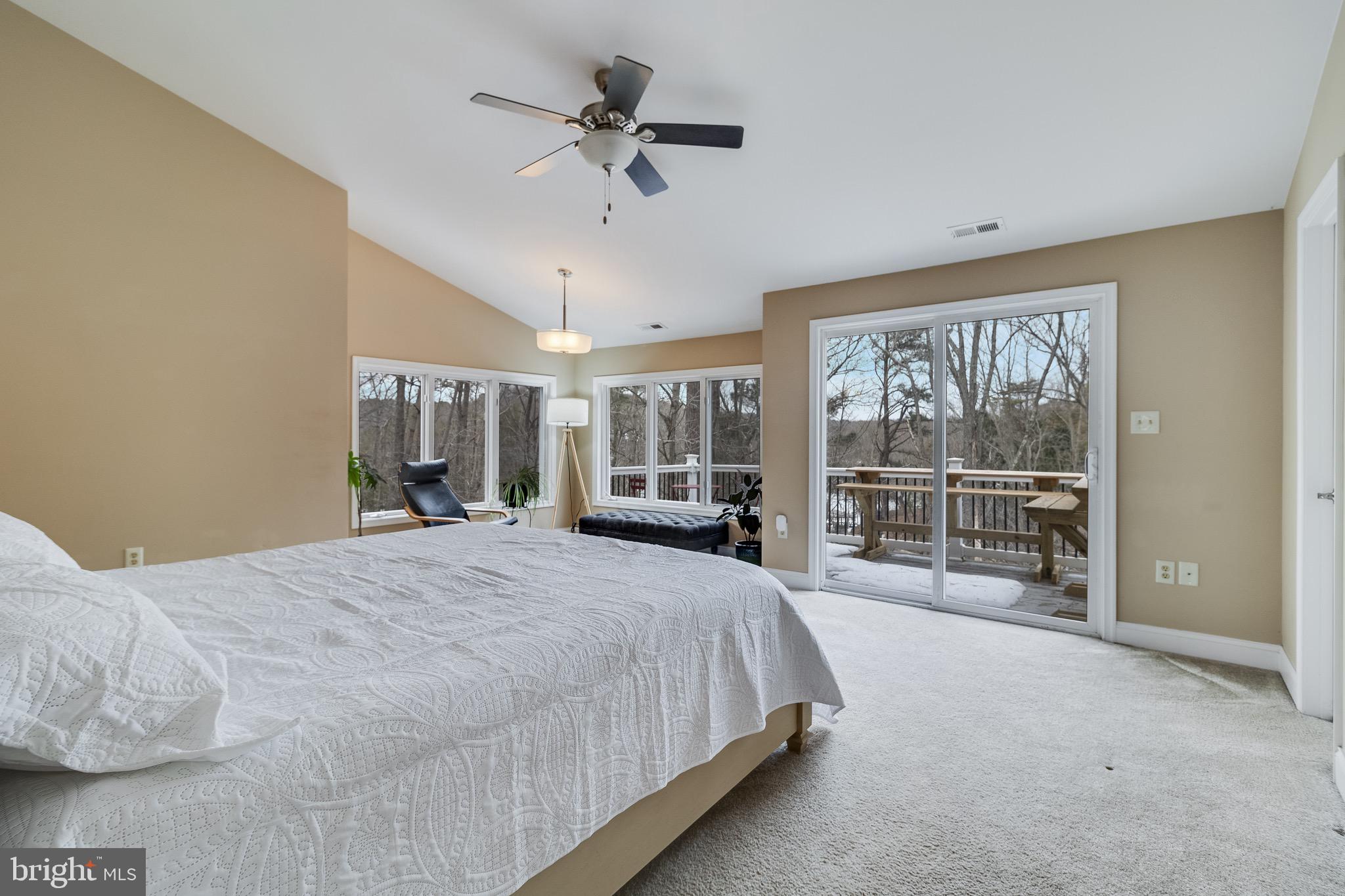 DRUM POINT - Residential