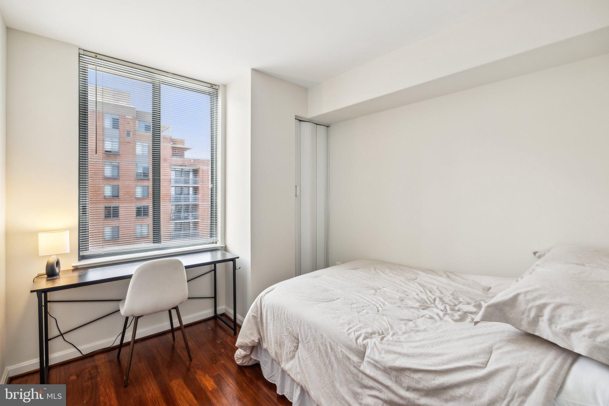 GALLERY AT WHITE FLINT - Residential Lease