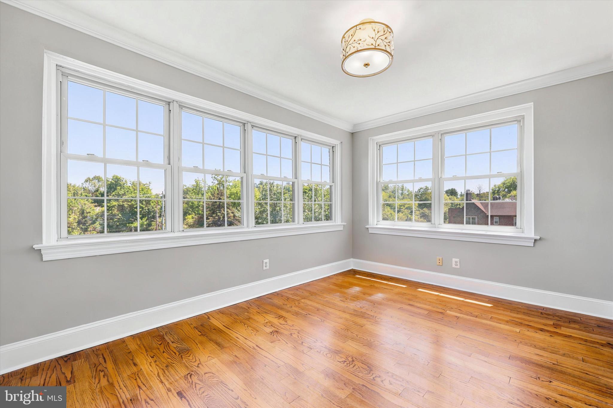 MERION MANOR - Residential