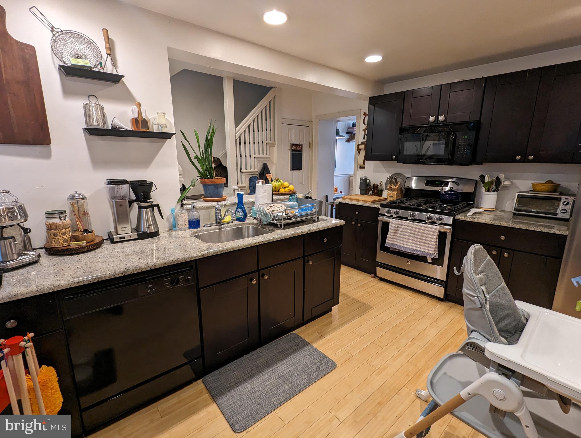 Available April 1st! Charming & spacious 2 Bedroom/1 Bath apartment home in the heart of Manayunk with private outdoor space! Conveniently located on a quiet block minutes away from Main Street - with dining, shopping, parks, public transit, and more.! Your new apartment home features hardwood flooring, large windows, and a spacious eat-in kitchen.  Easily pay rent and submit service requests using our online portal. Plus, we are 100% pet friendly with NO ADDITIONAL FEES OR DEPOSITS!   This apartment home will not last long - apply today!

*Leasing Special* One month free on a 13+ month lease agreement if you move in before April 15th! Last month's rent not required for well-qualified applicants!