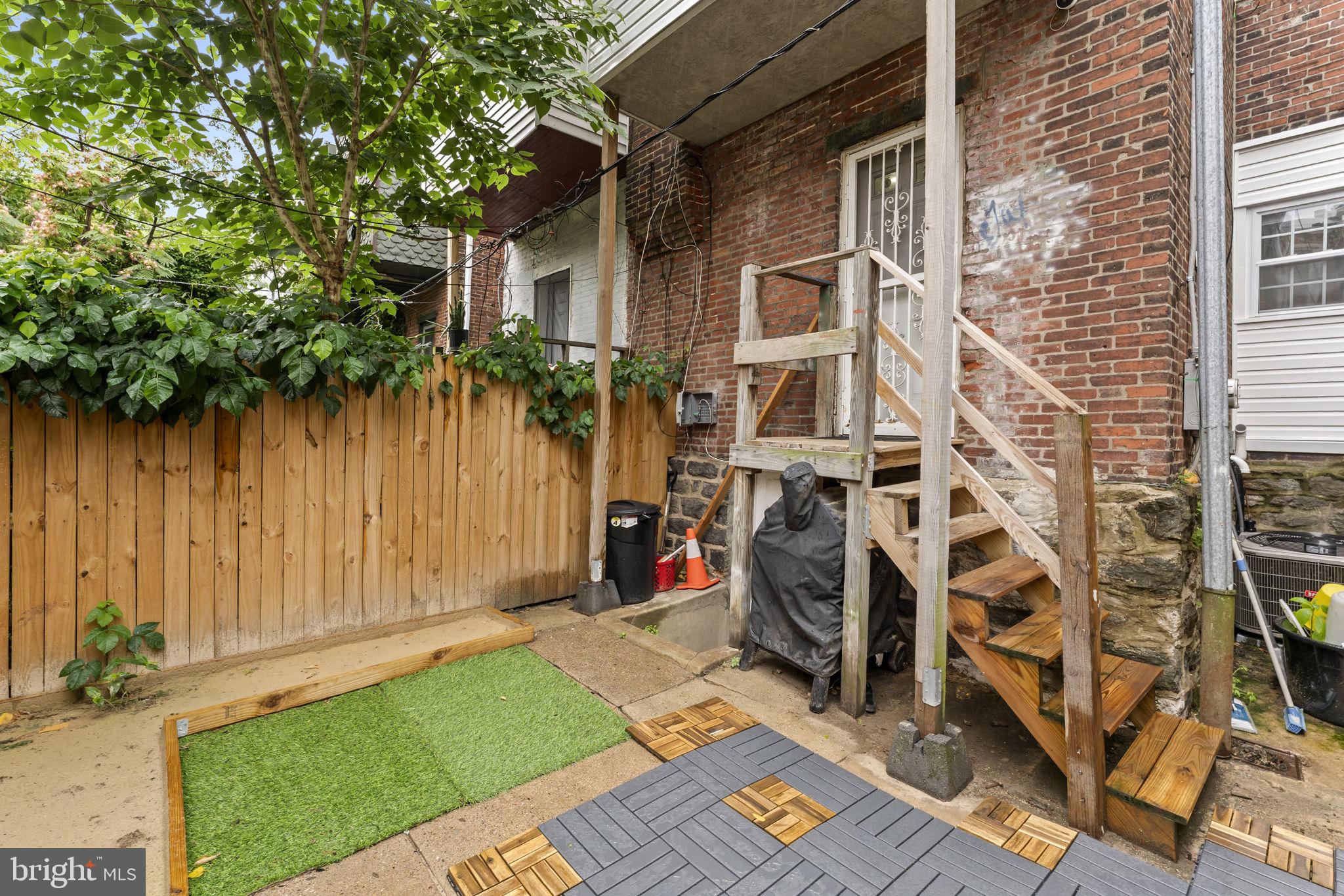 WEST PHILADELPHIA - Residential