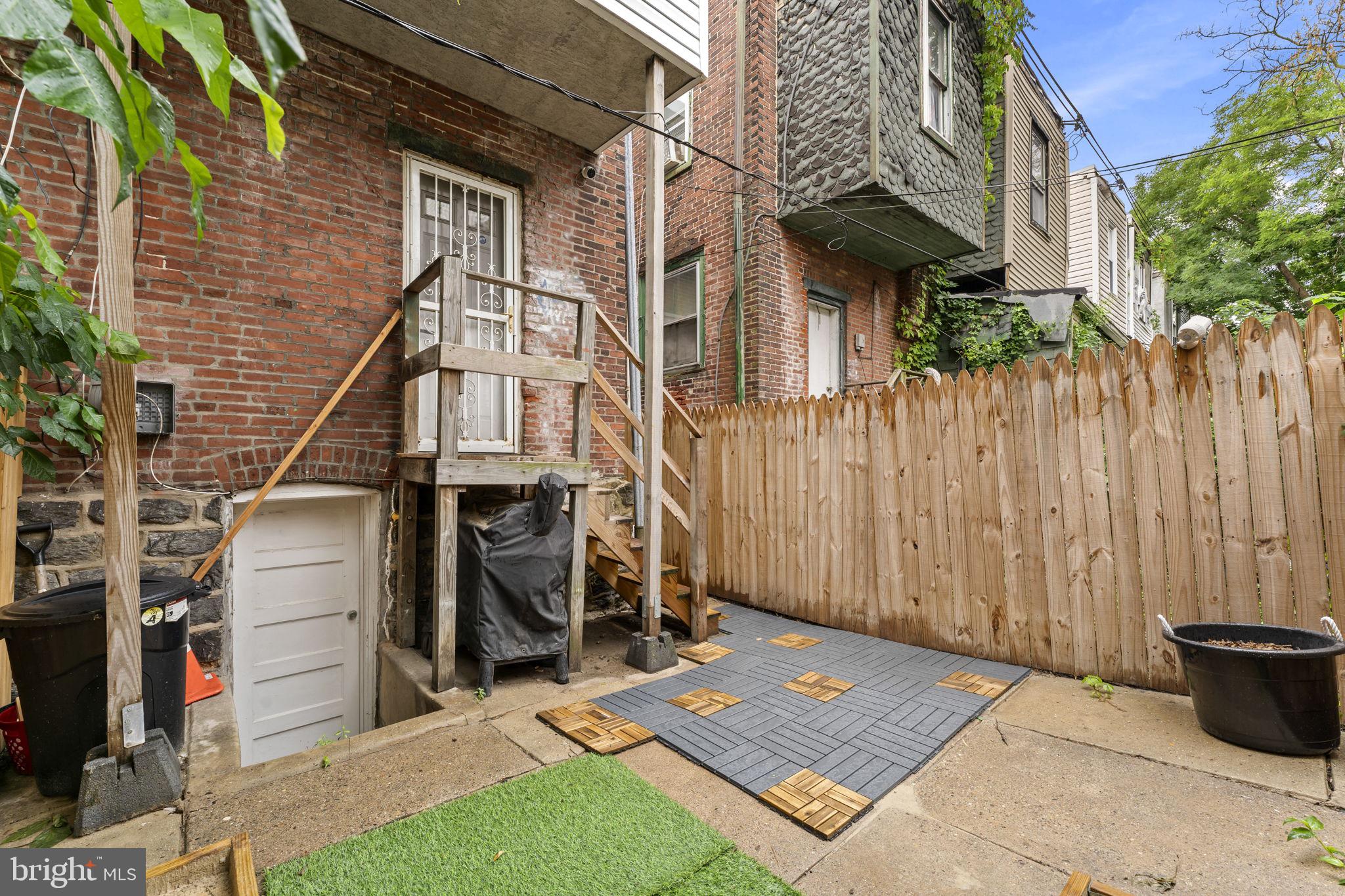 WEST PHILADELPHIA - Residential