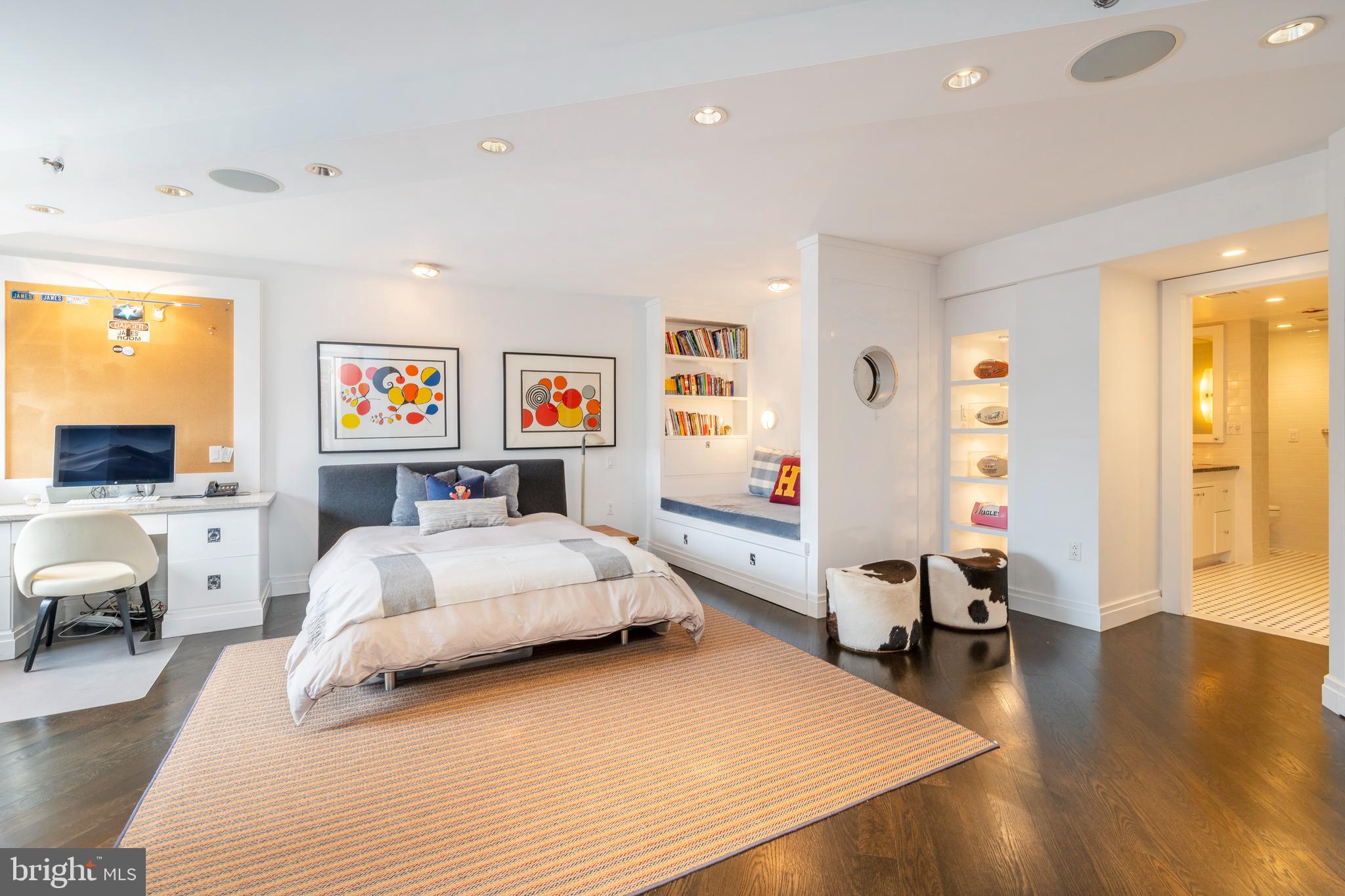 RITTENHOUSE SQUARE - Residential