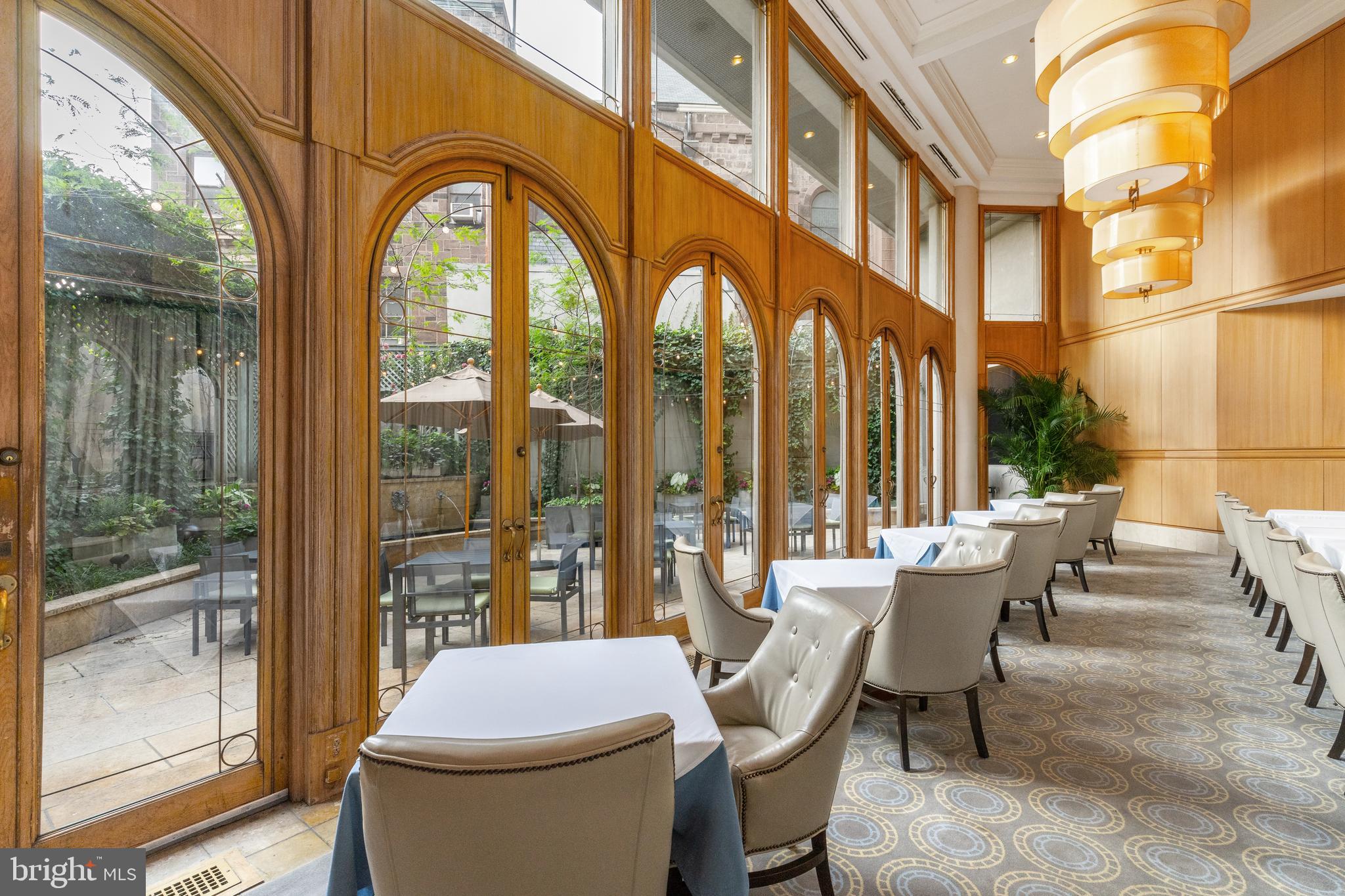 RITTENHOUSE SQUARE - Residential