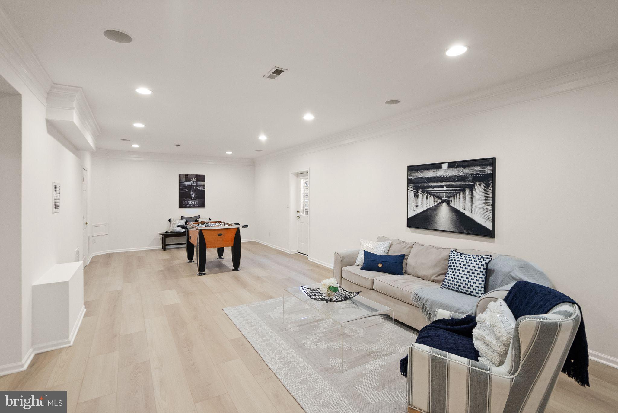 WESTVIEW ESTATES - Residential