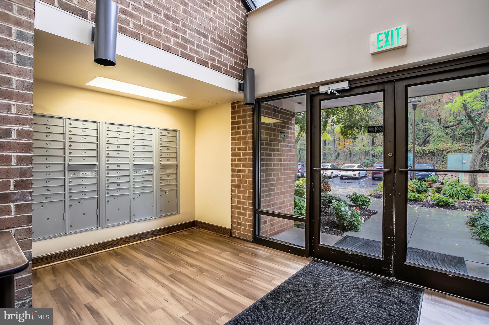TOWSONGATE CONDOMINIUMS - Residential