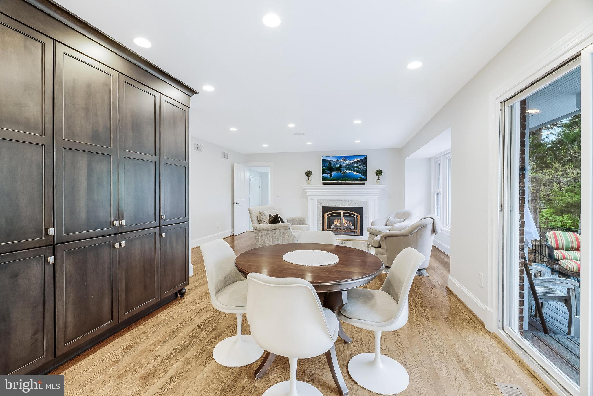 LYNWOOD - Residential
