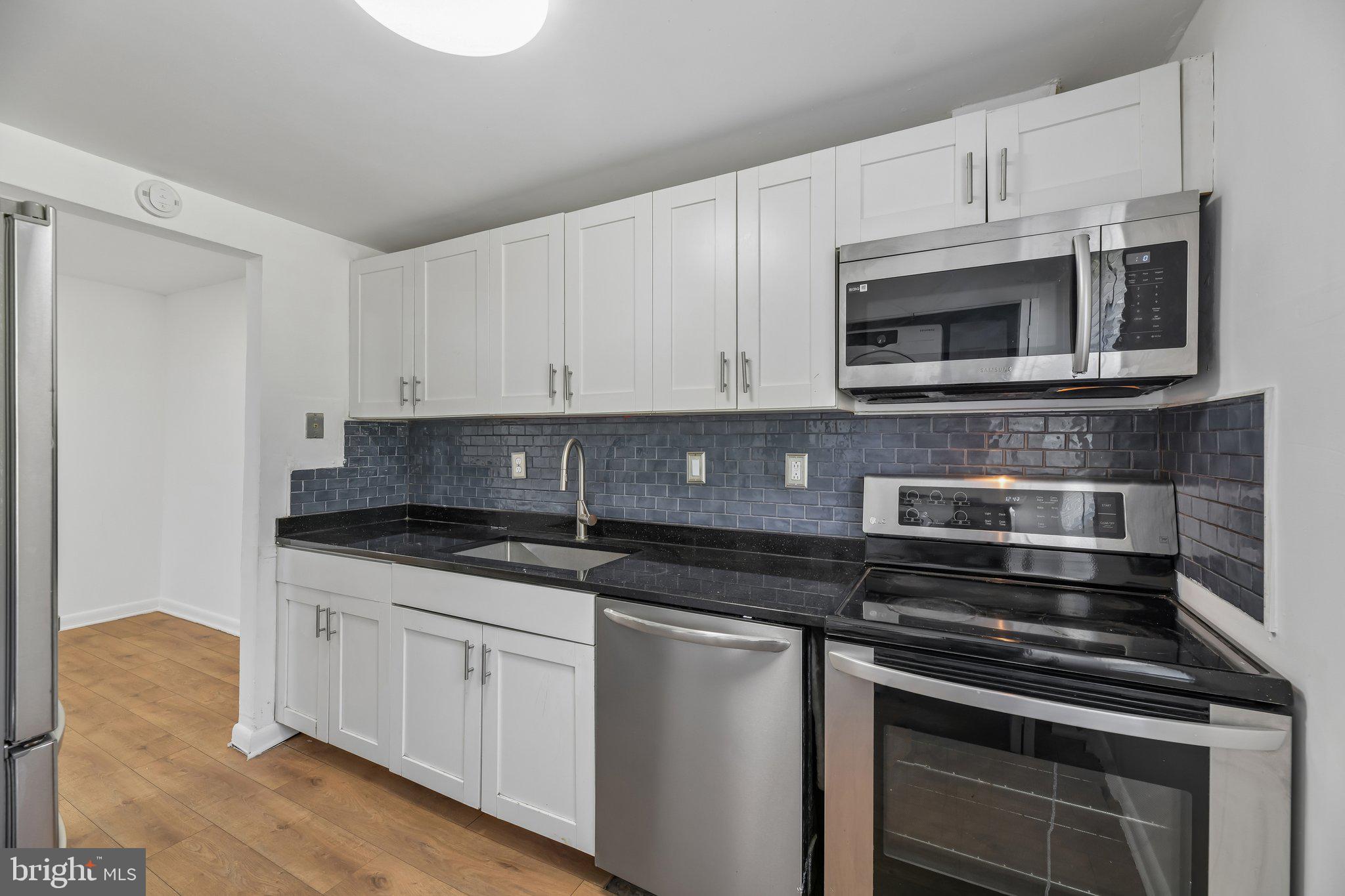 FOREST SPRING CONDO-PHAS - Residential
