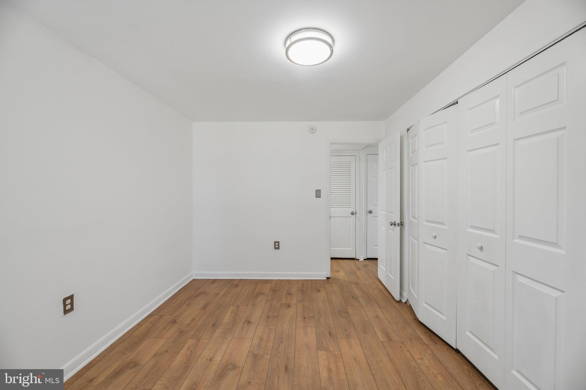FOREST SPRING CONDO-PHAS - Residential