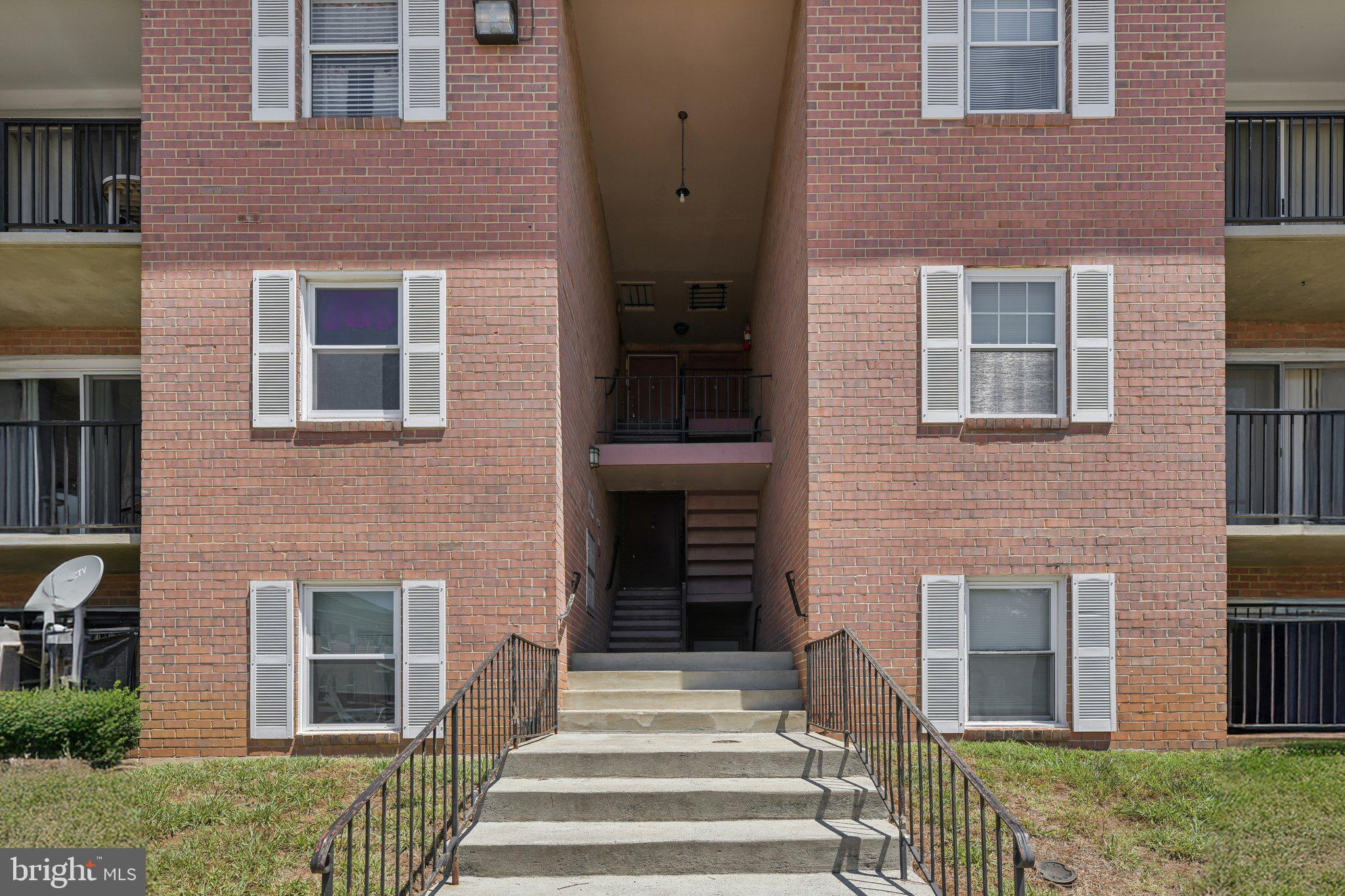 FOREST SPRING CONDO-PHAS - Residential