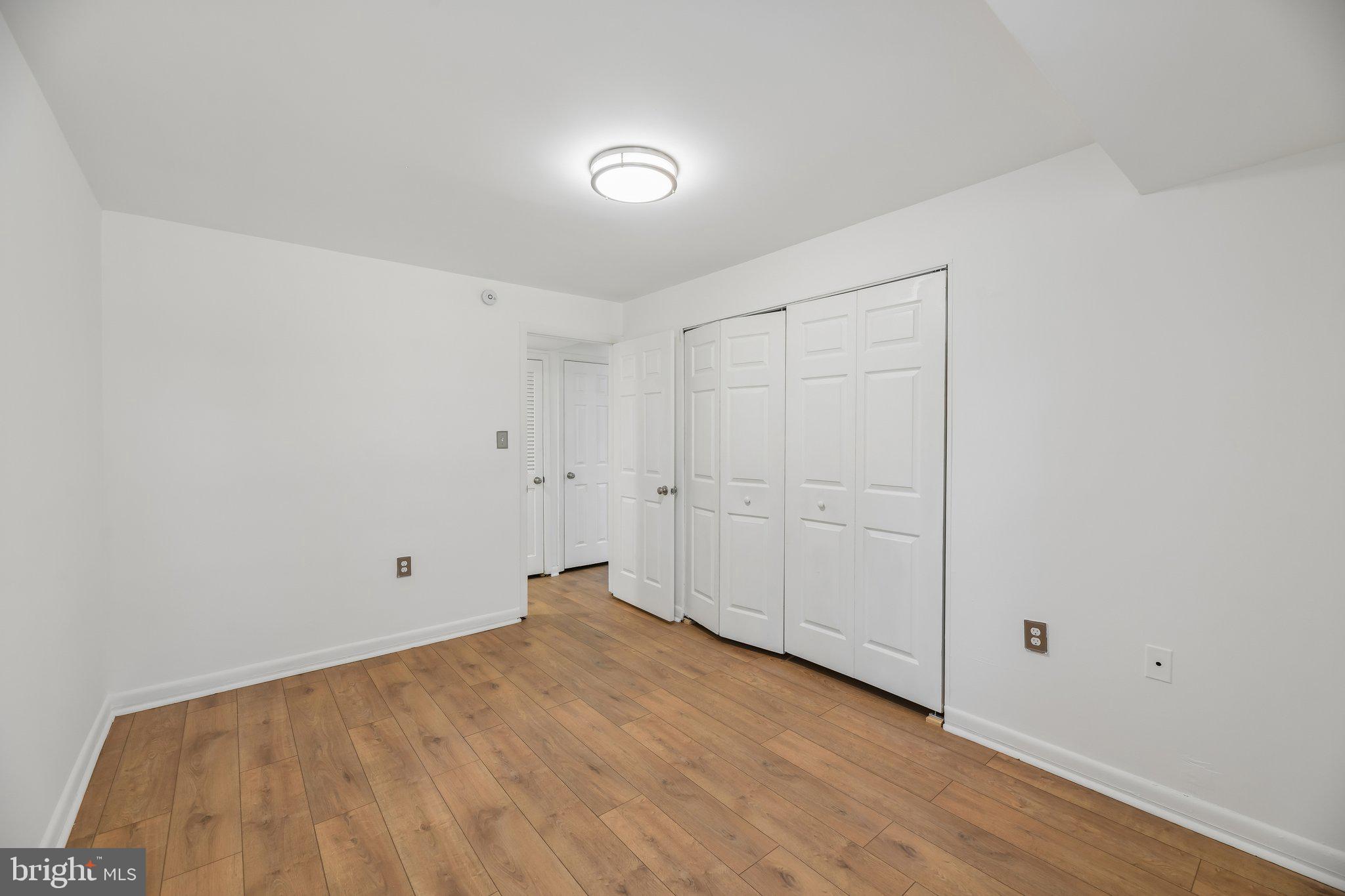 FOREST SPRING CONDO-PHAS - Residential