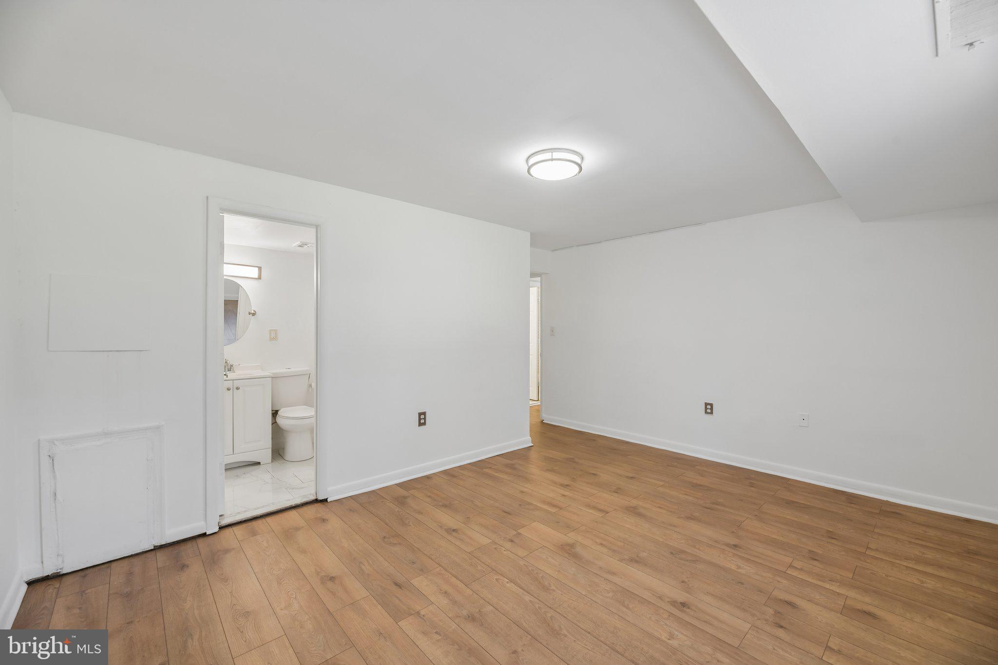 FOREST SPRING CONDO-PHAS - Residential