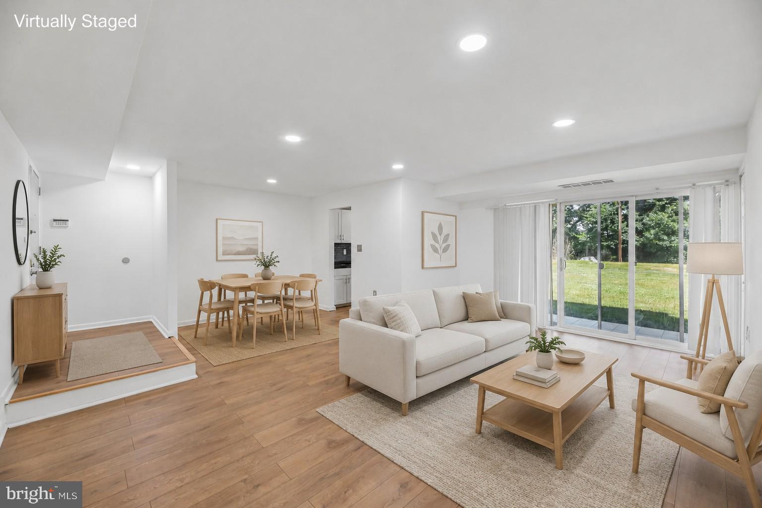 FOREST SPRING CONDO-PHAS - Residential