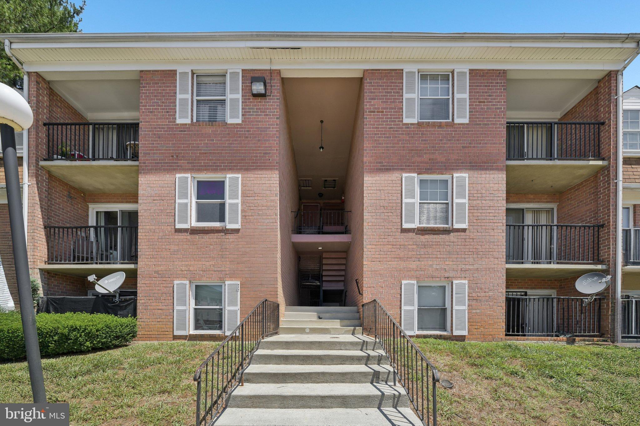 FOREST SPRING CONDO-PHAS - Residential