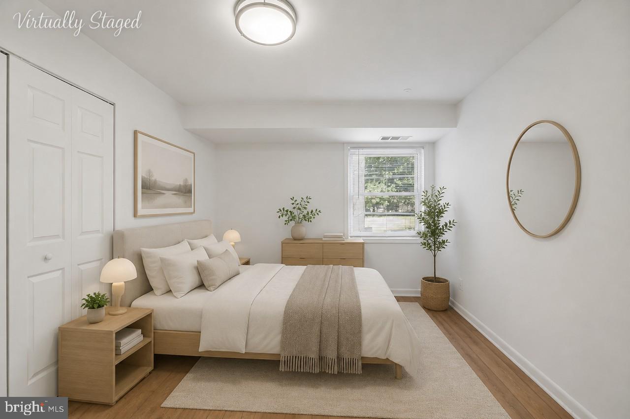 FOREST SPRING CONDO-PHAS - Residential