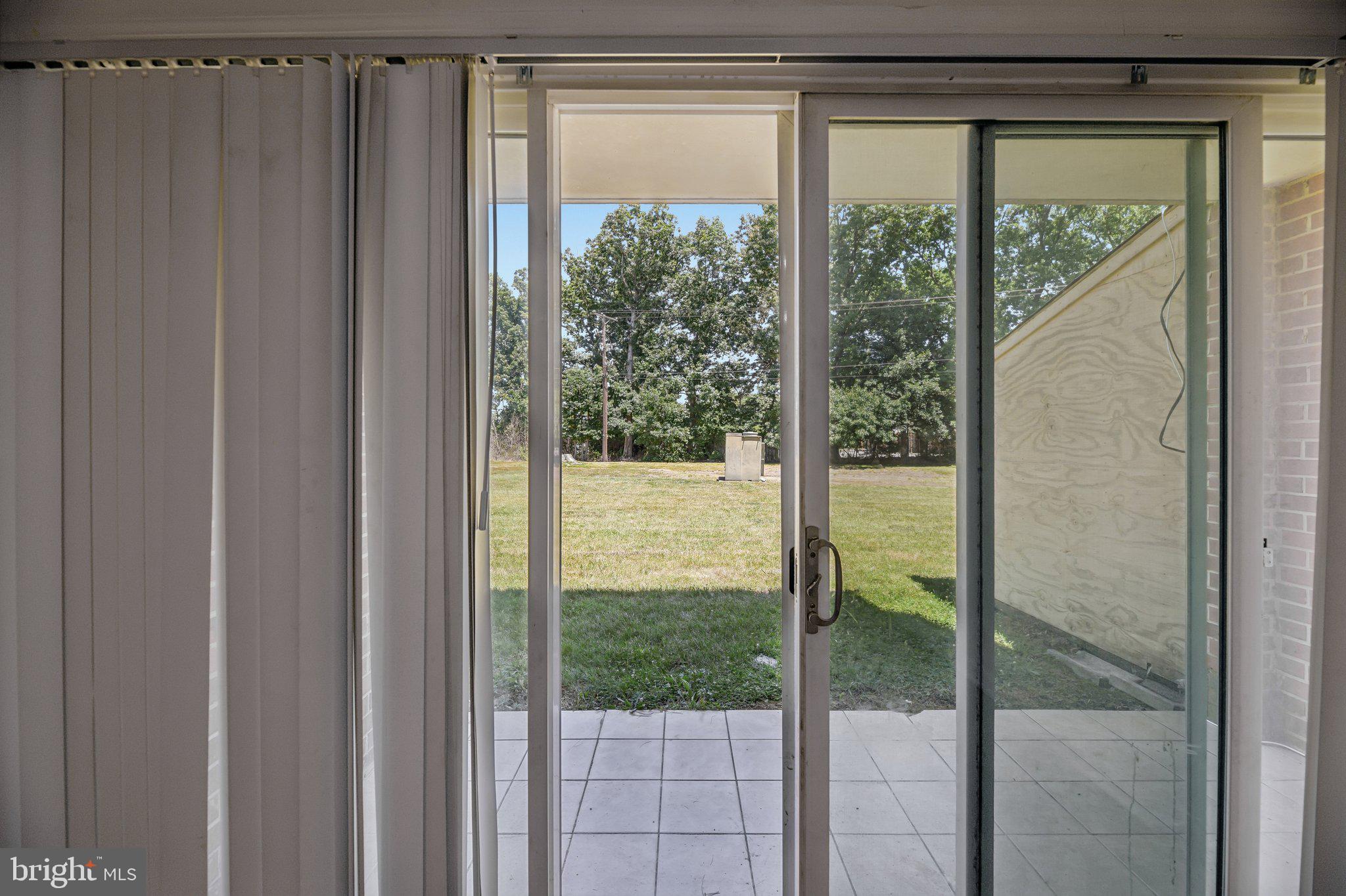 FOREST SPRING CONDO-PHAS - Residential