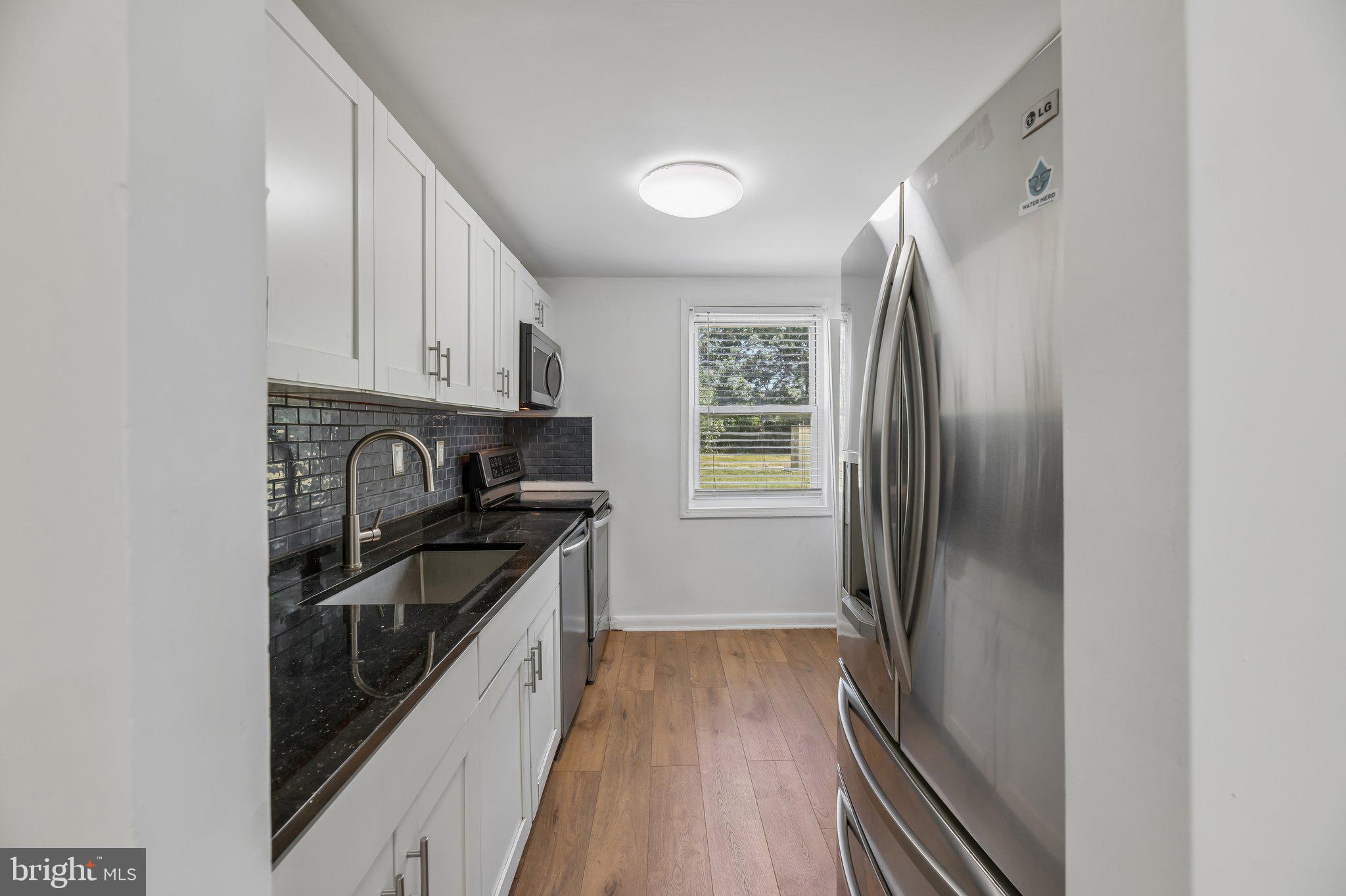 FOREST SPRING CONDO-PHAS - Residential