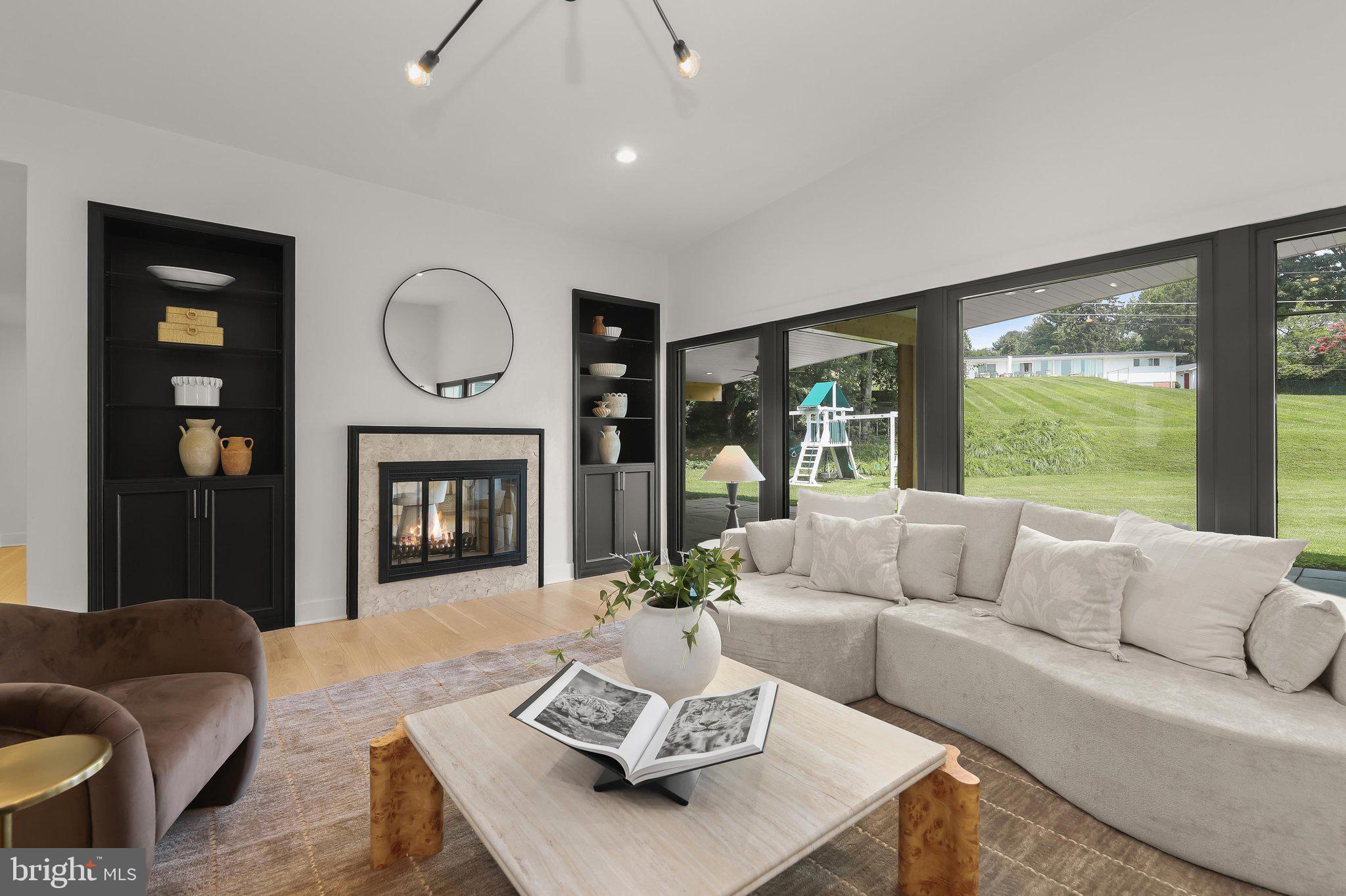 DUMBARTON HEIGHTS - Residential