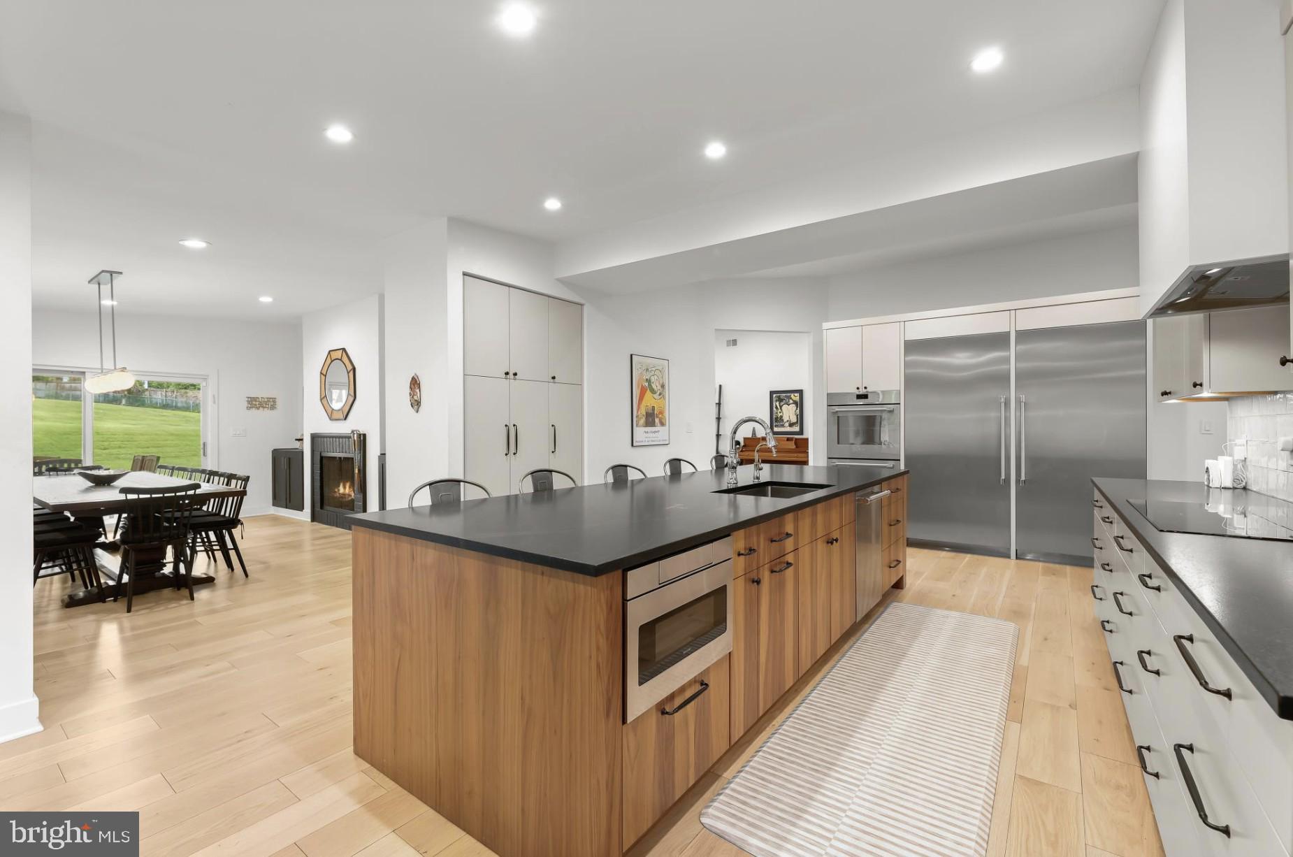 DUMBARTON HEIGHTS - Residential