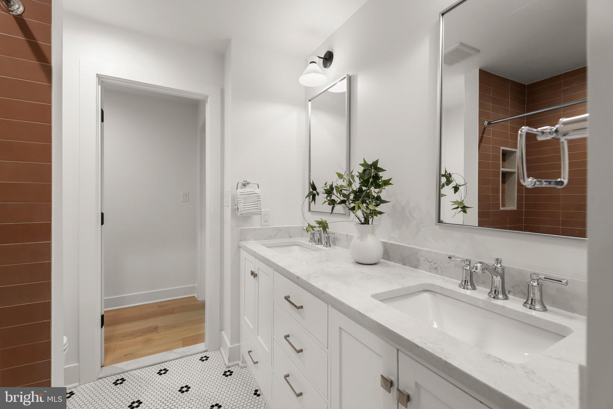 DUMBARTON HEIGHTS - Residential
