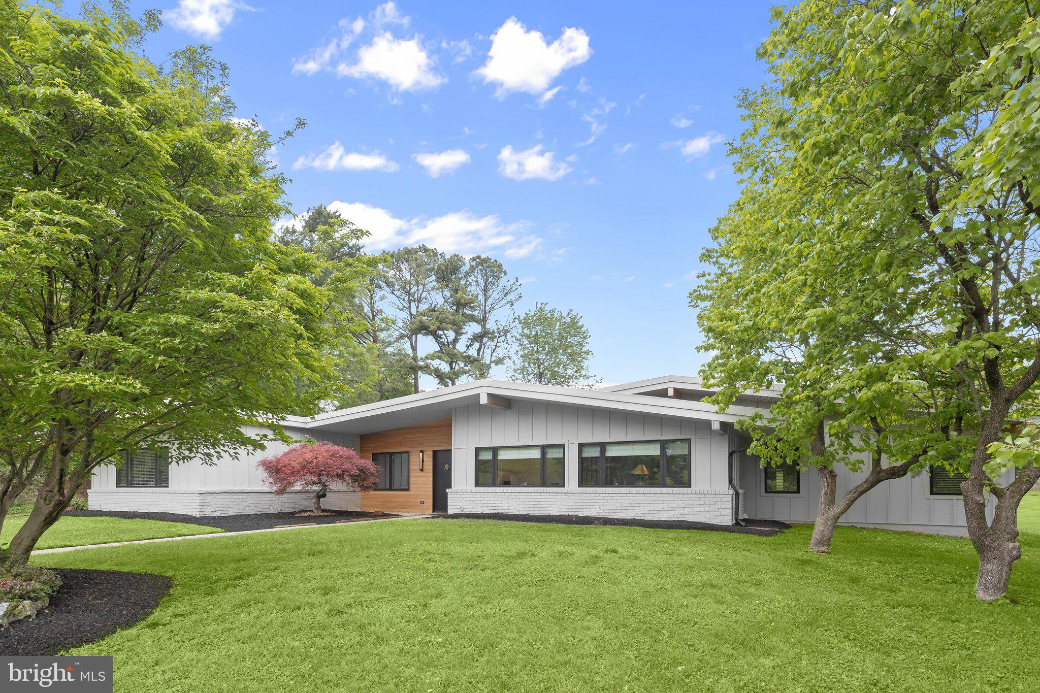 DUMBARTON HEIGHTS - Residential