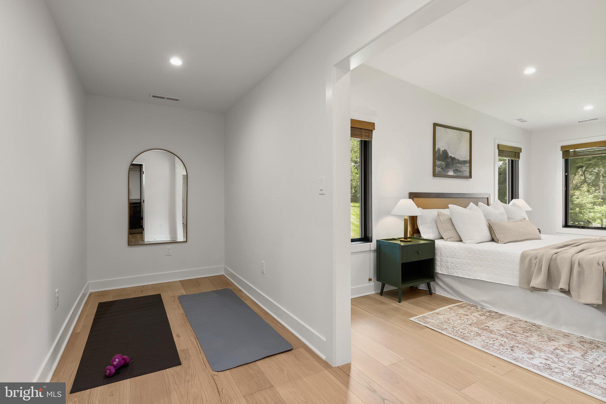 DUMBARTON HEIGHTS - Residential