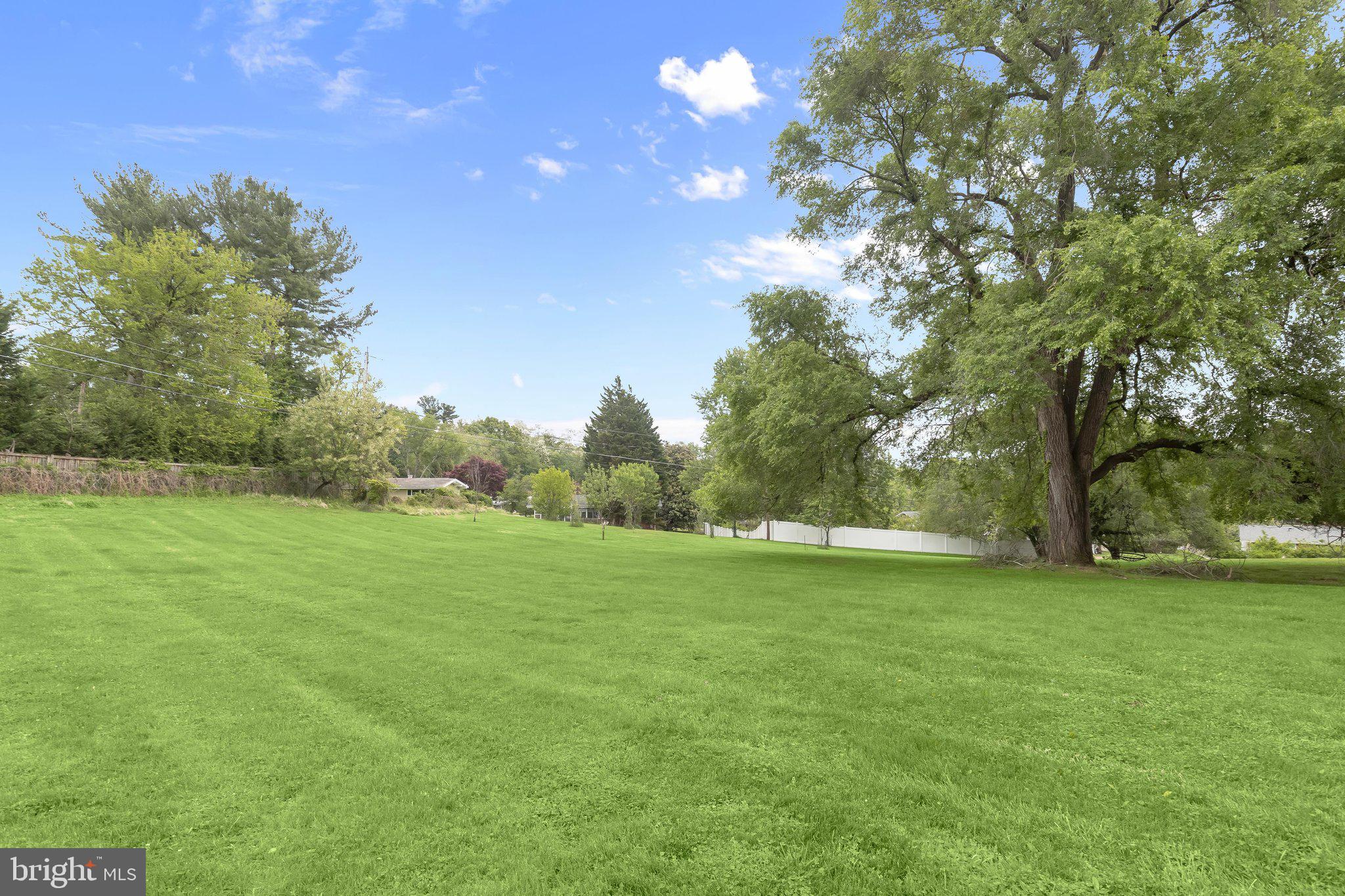 DUMBARTON HEIGHTS - Residential