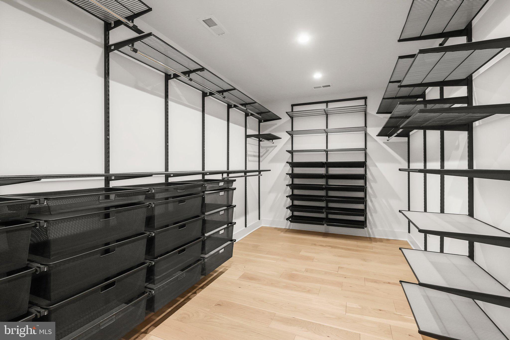 DUMBARTON HEIGHTS - Residential