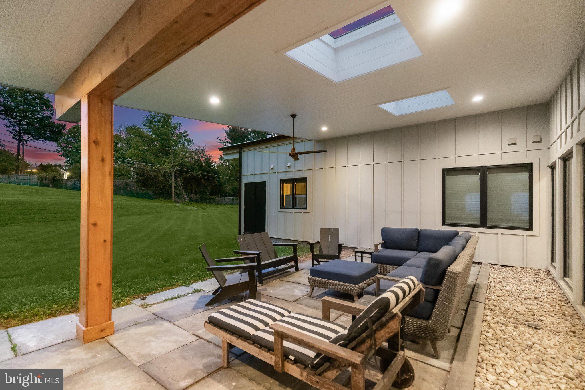DUMBARTON HEIGHTS - Residential