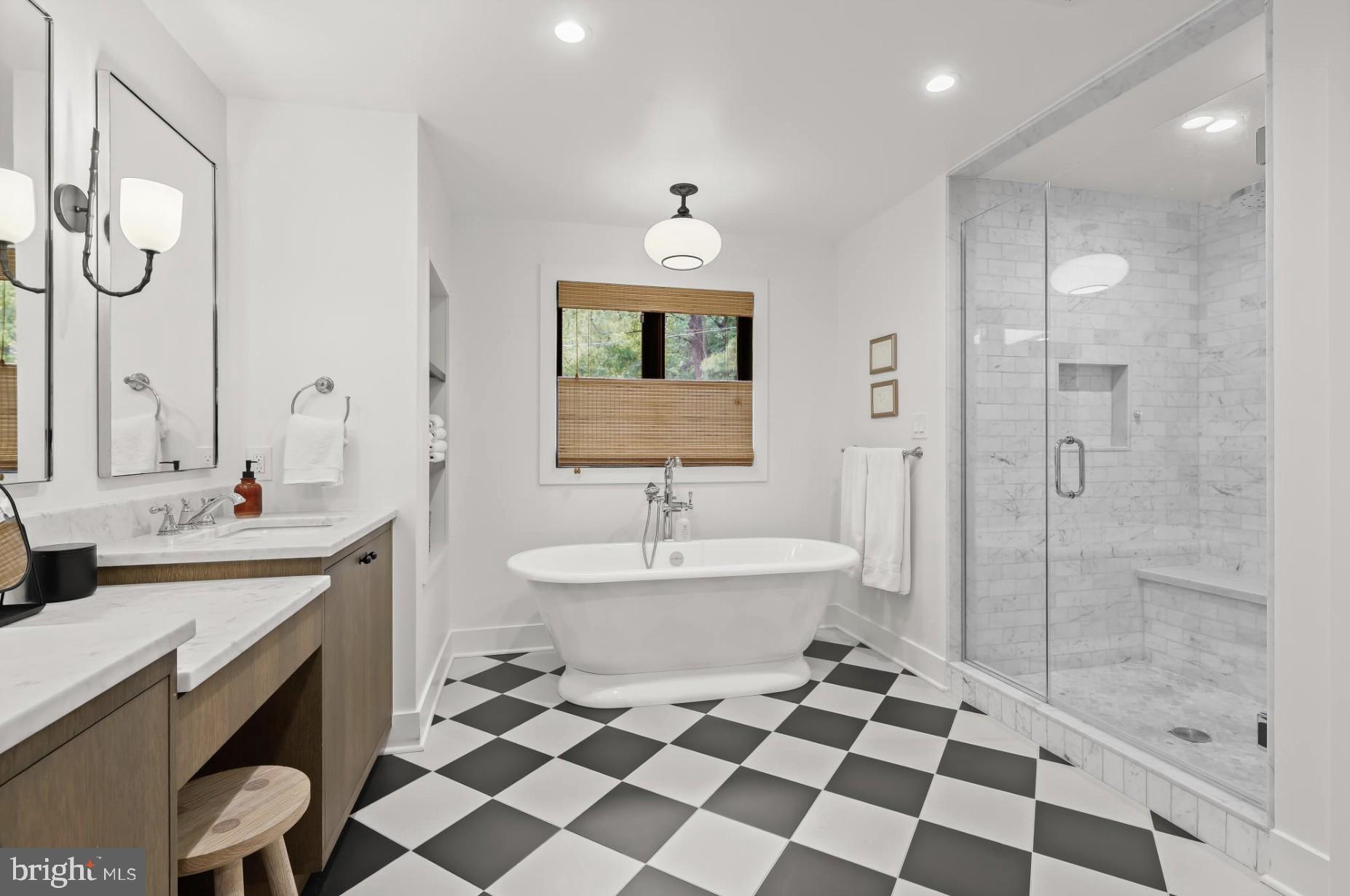 DUMBARTON HEIGHTS - Residential