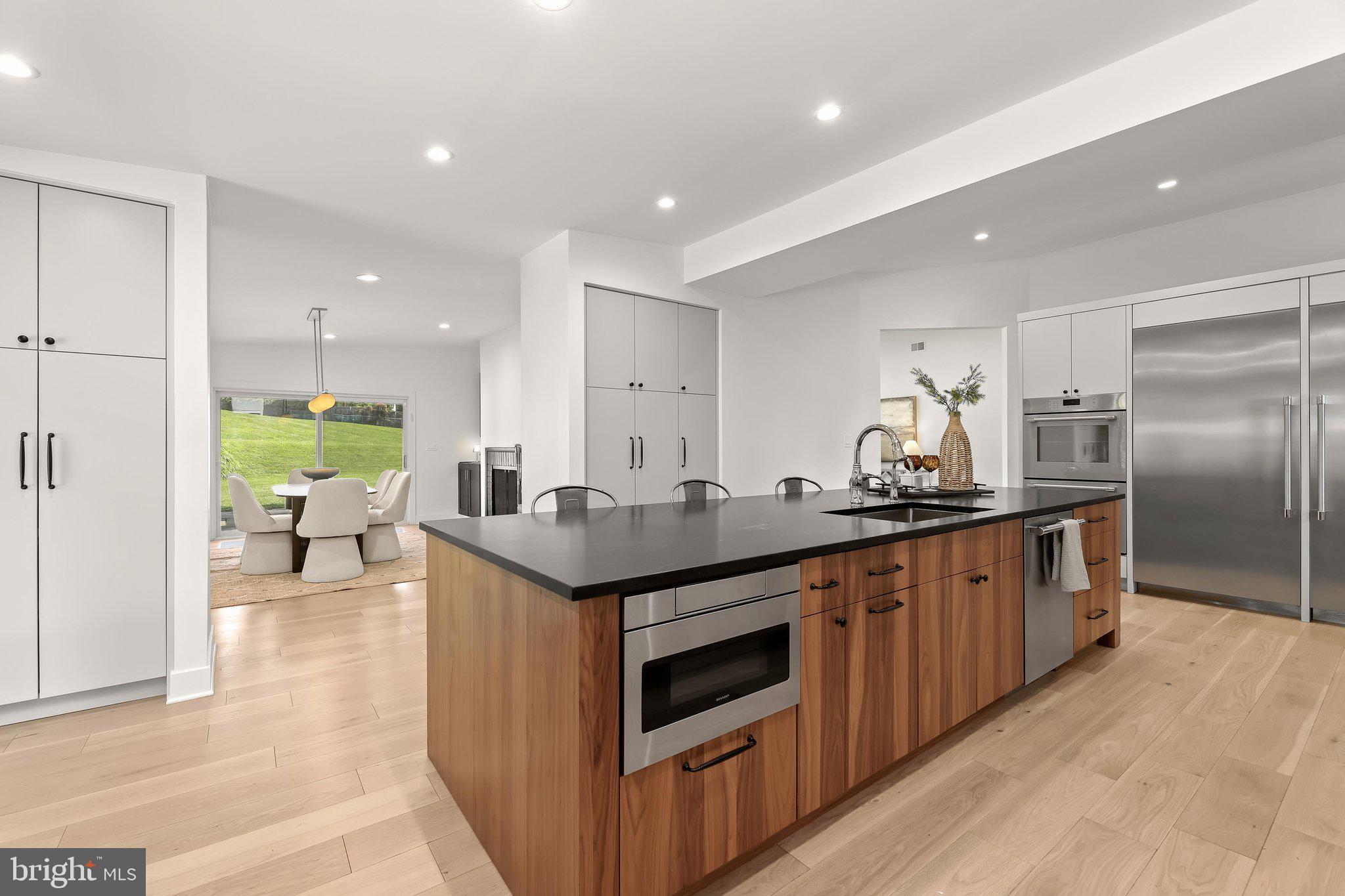 DUMBARTON HEIGHTS - Residential
