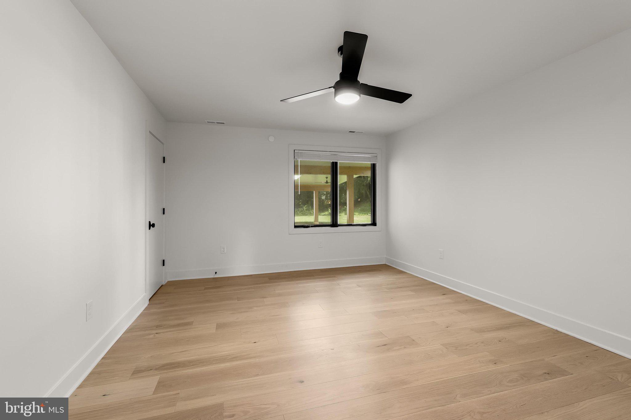 DUMBARTON HEIGHTS - Residential