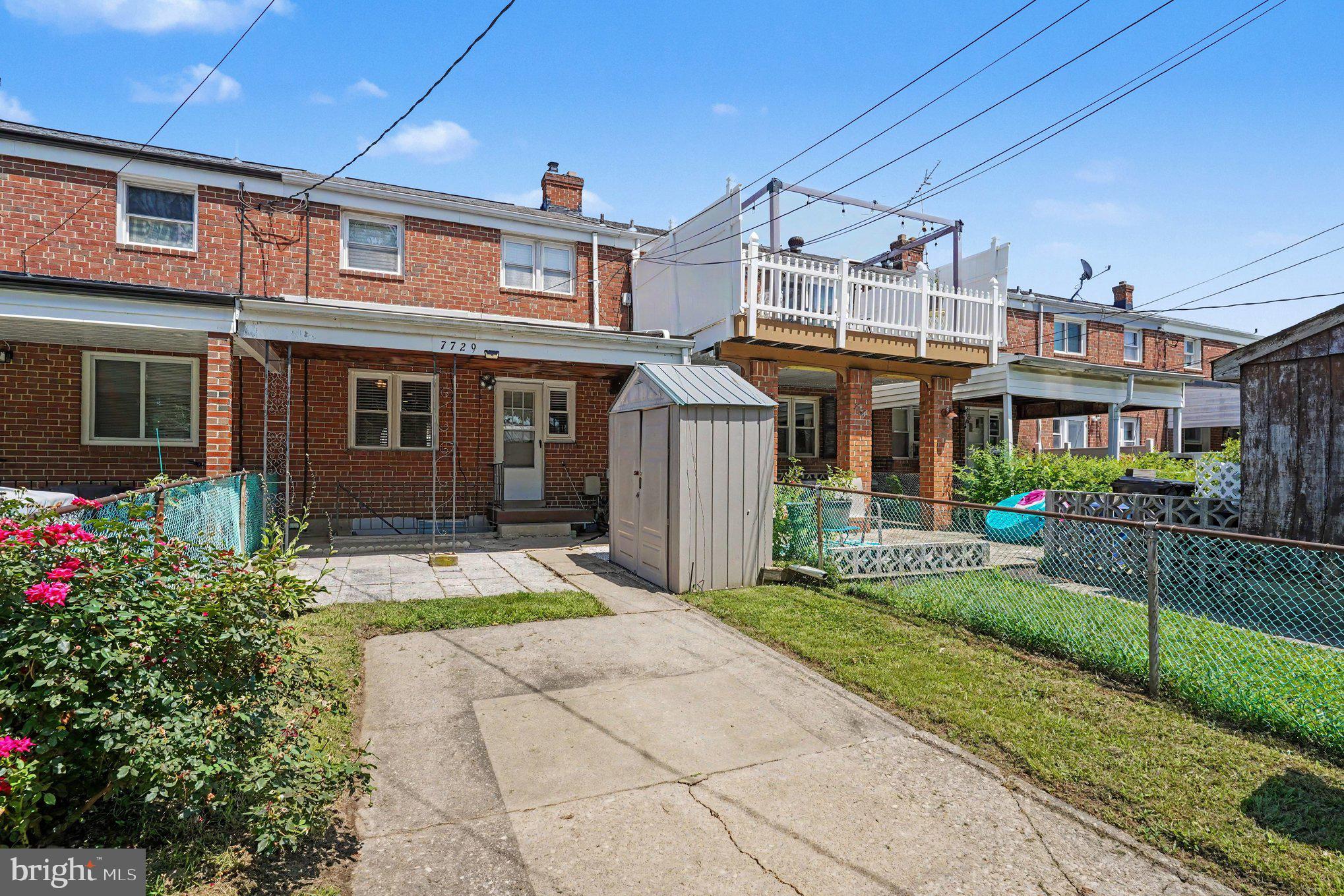 CHARLESMONT - Residential