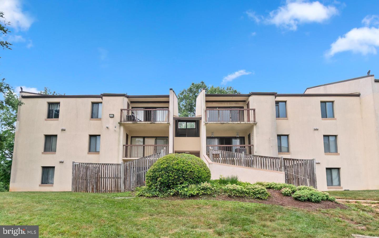 TREETOP CONDO - Residential