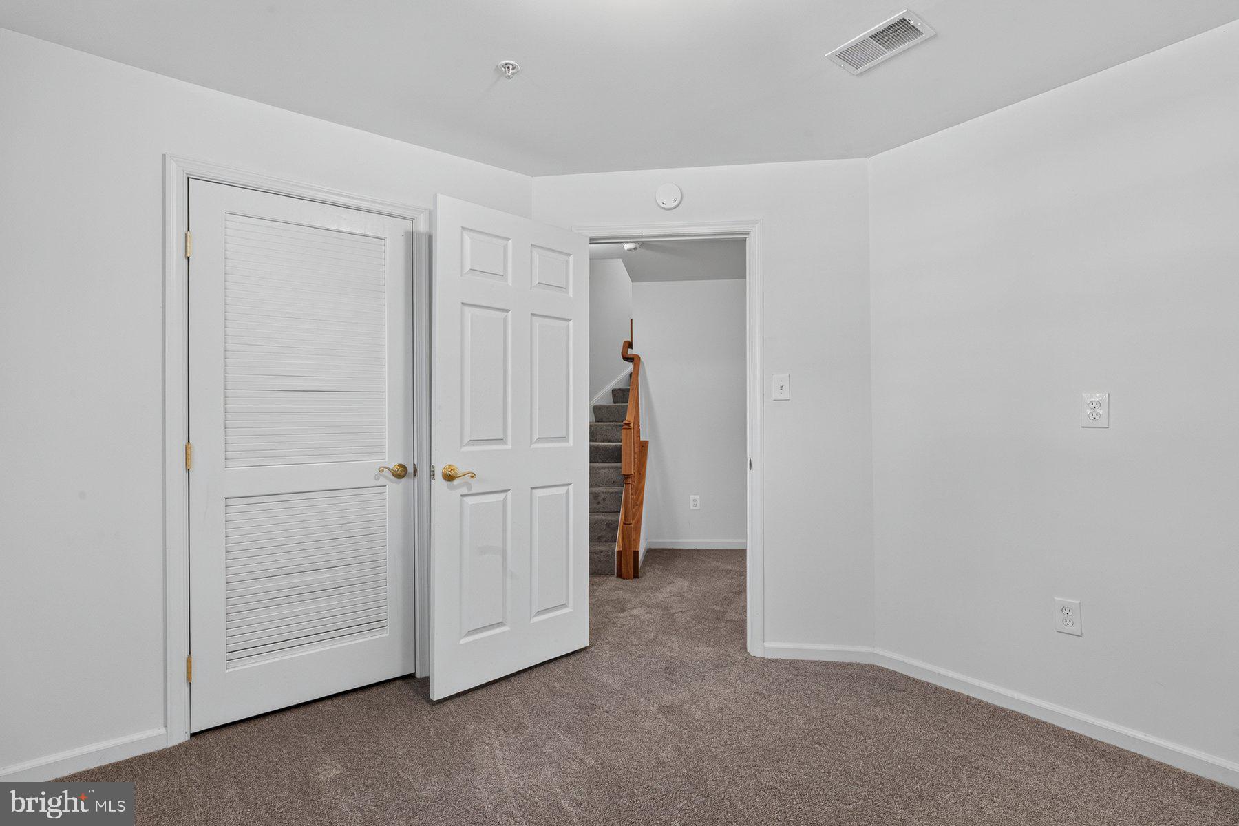 GLENBROOK - Residential