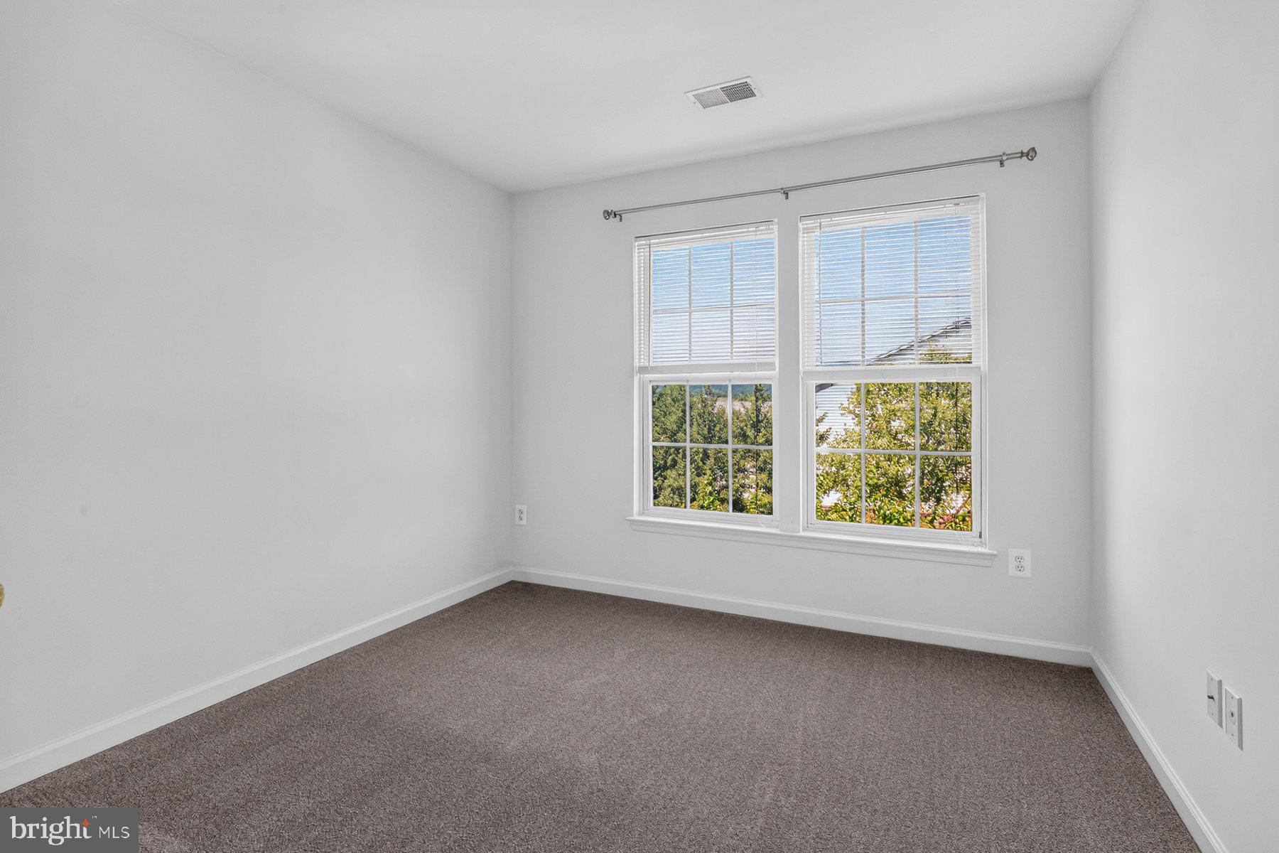 GLENBROOK - Residential