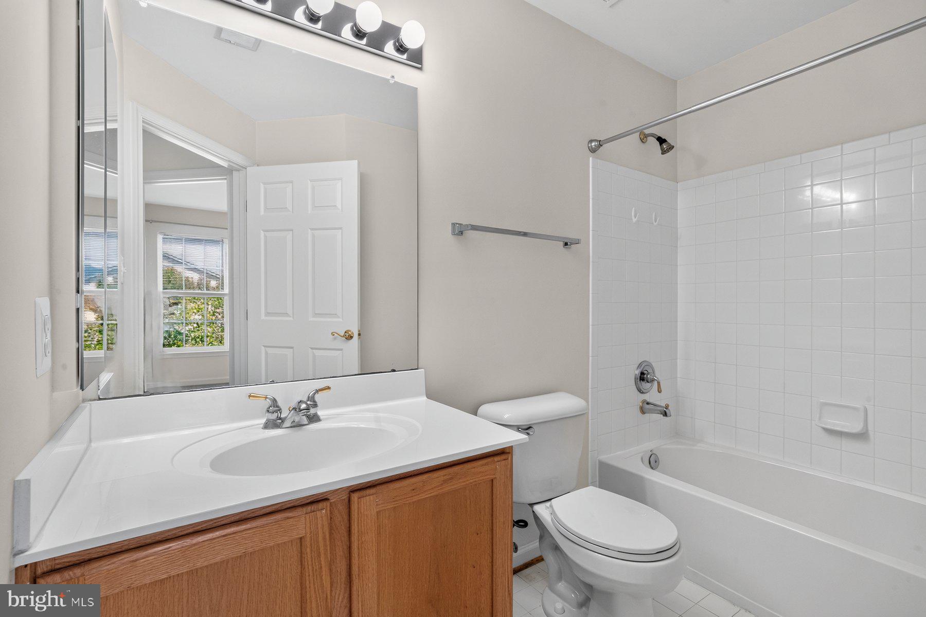 GLENBROOK - Residential