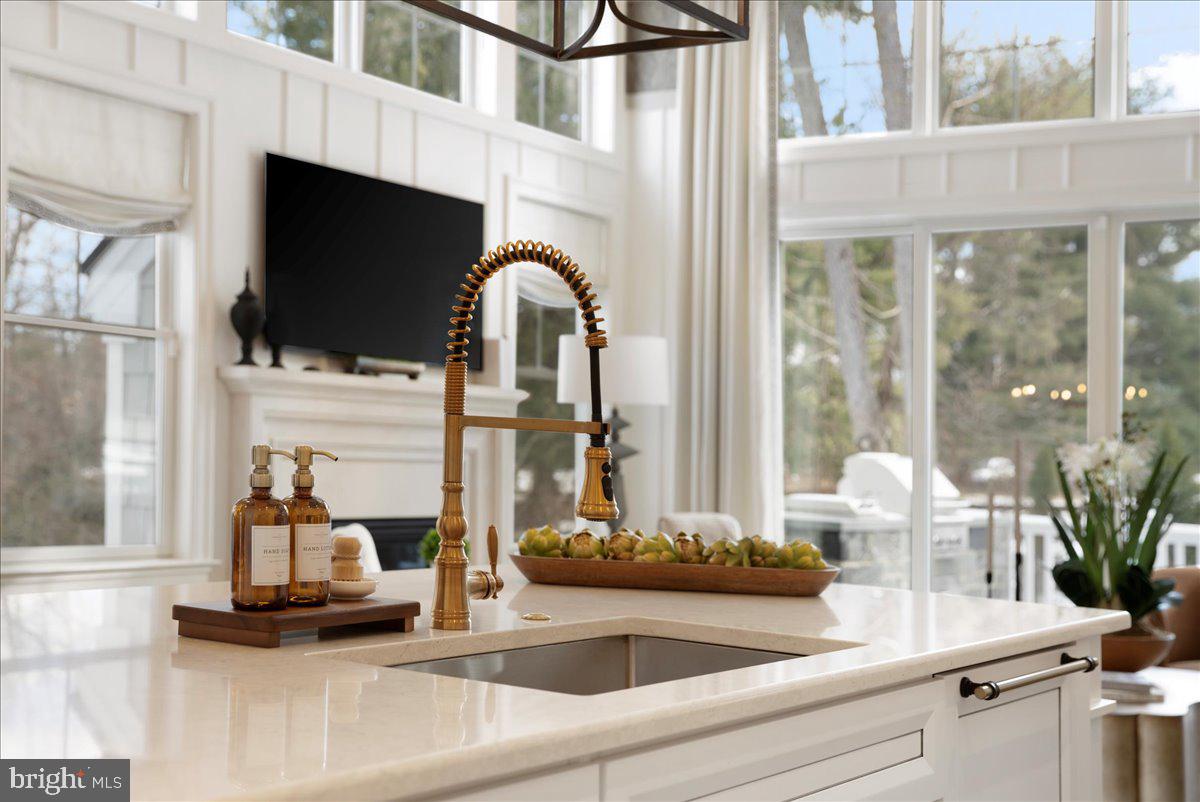 IRONSTONE AT BLUE BELL - Residential