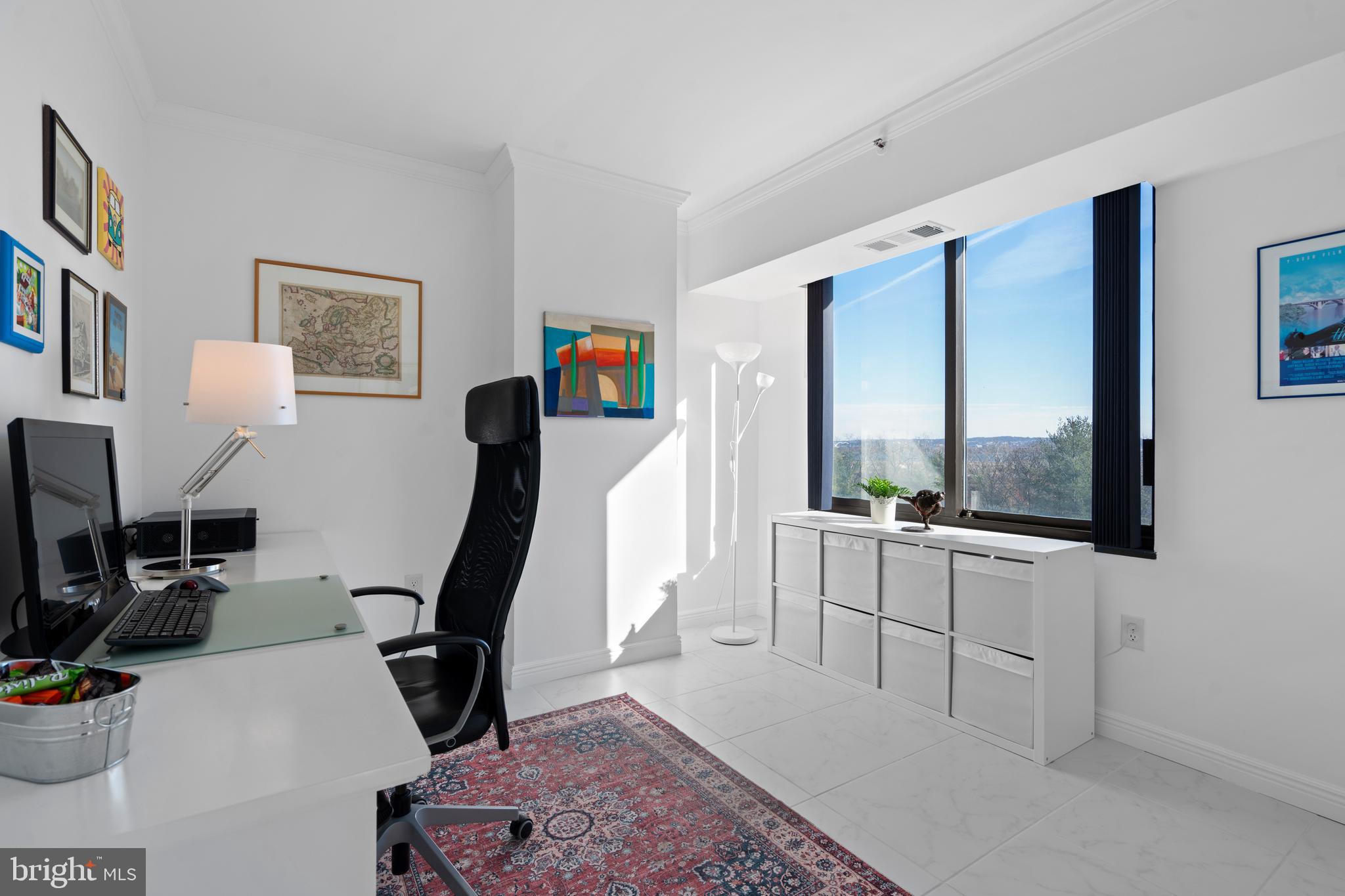 CRYSTAL GATEWAY - Residential