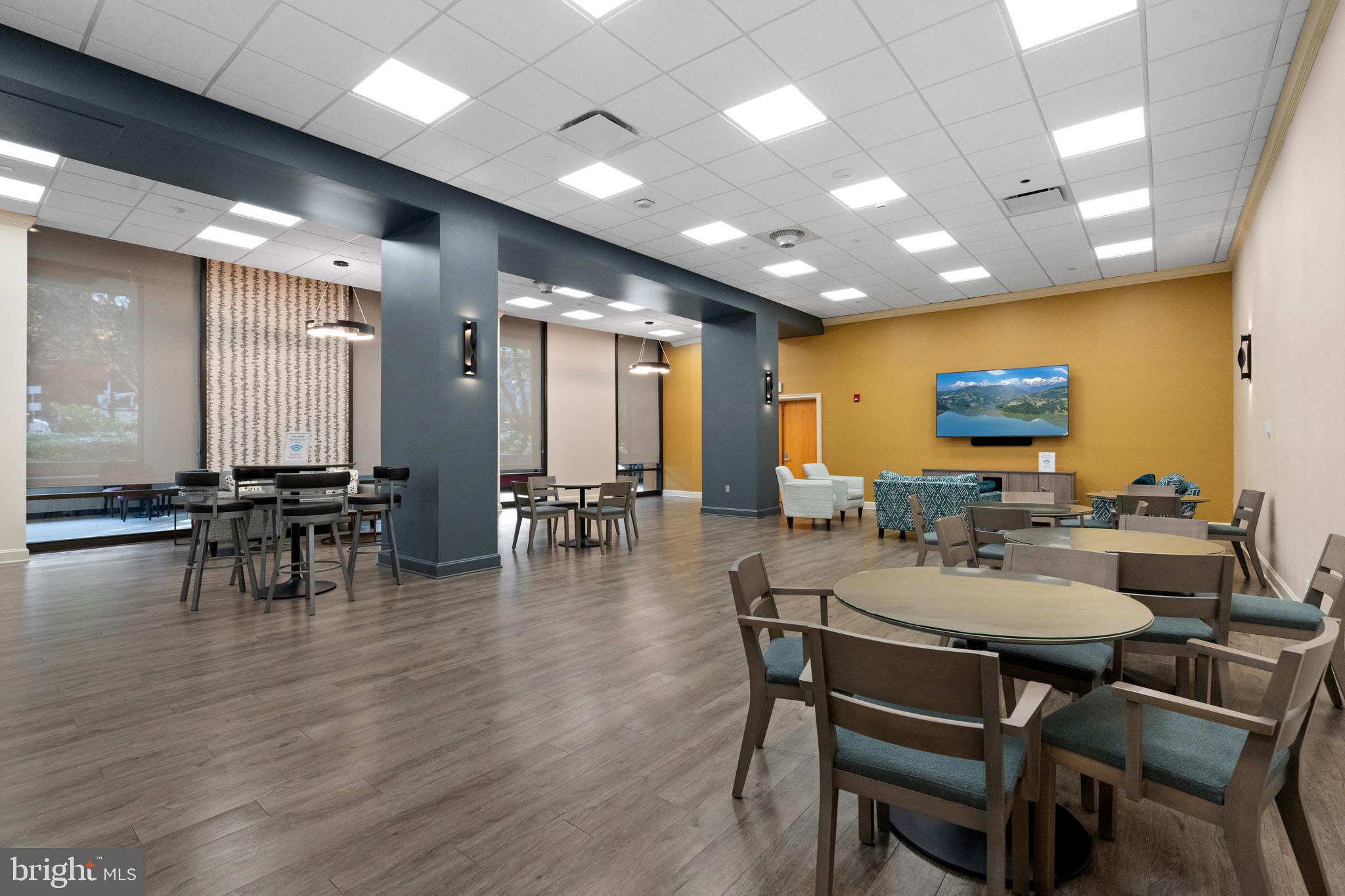 CRYSTAL GATEWAY - Residential