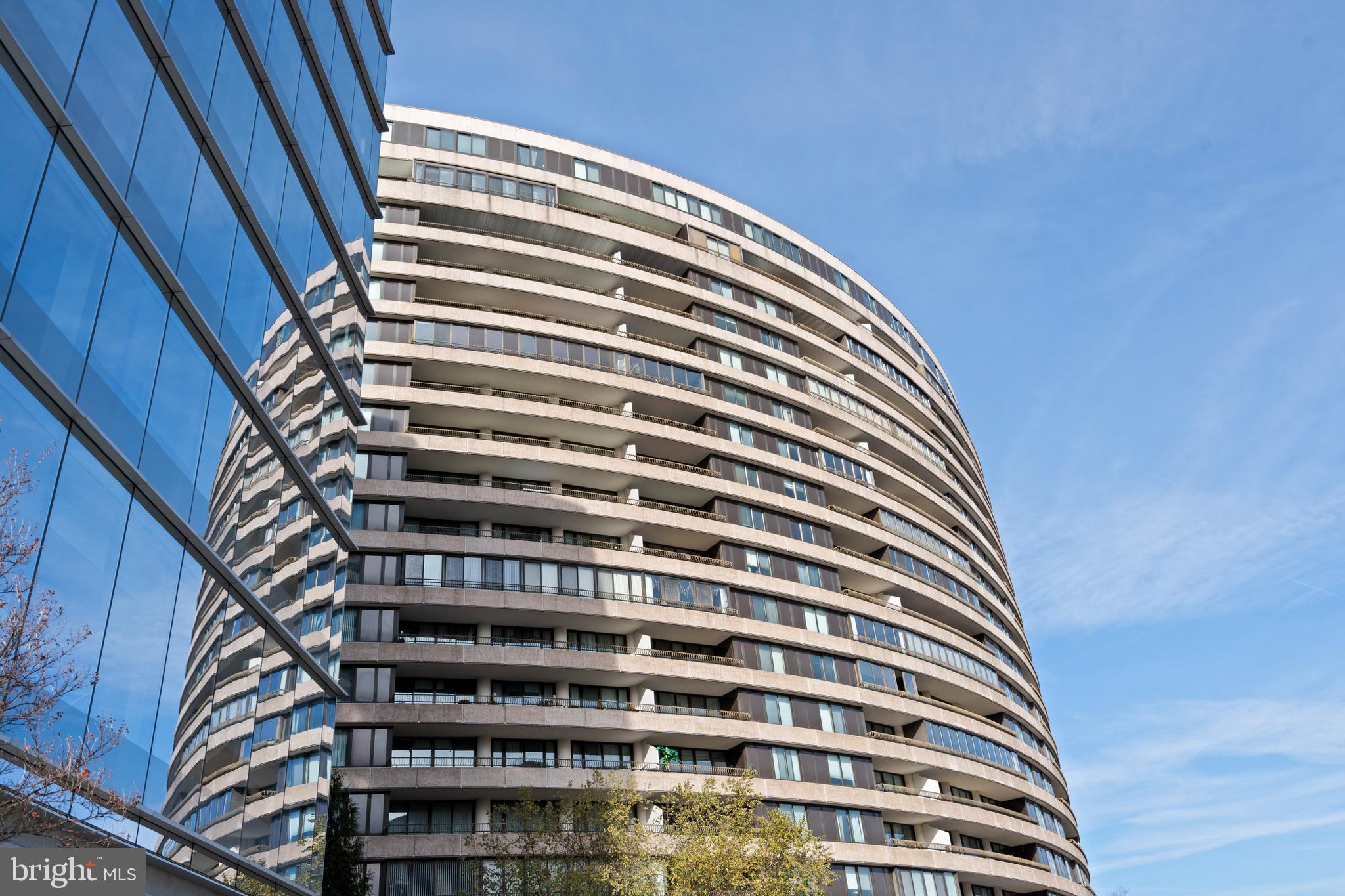CRYSTAL GATEWAY - Residential