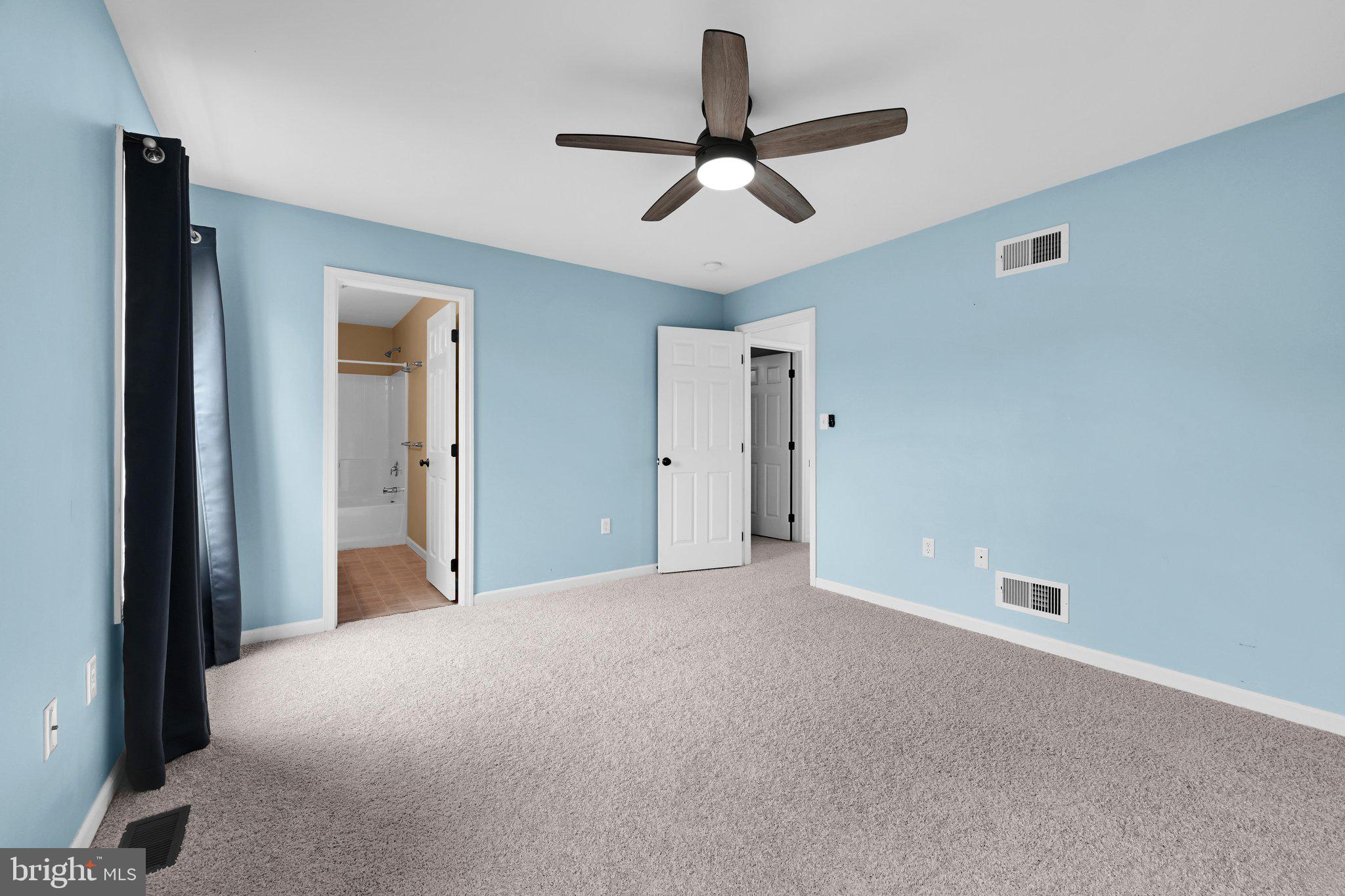 CASTLETON - Residential