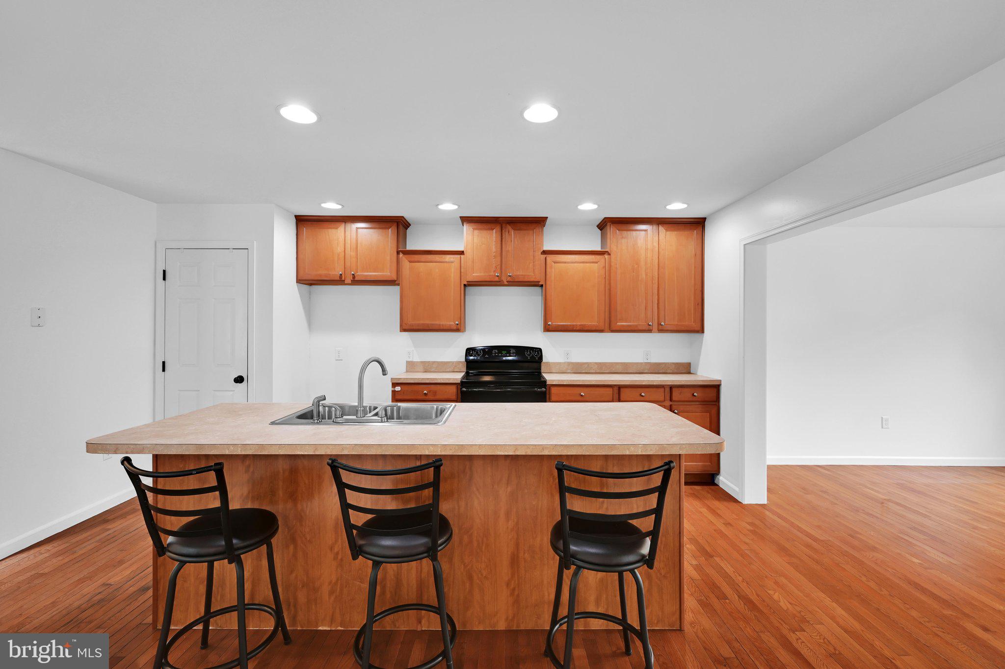 CASTLETON - Residential