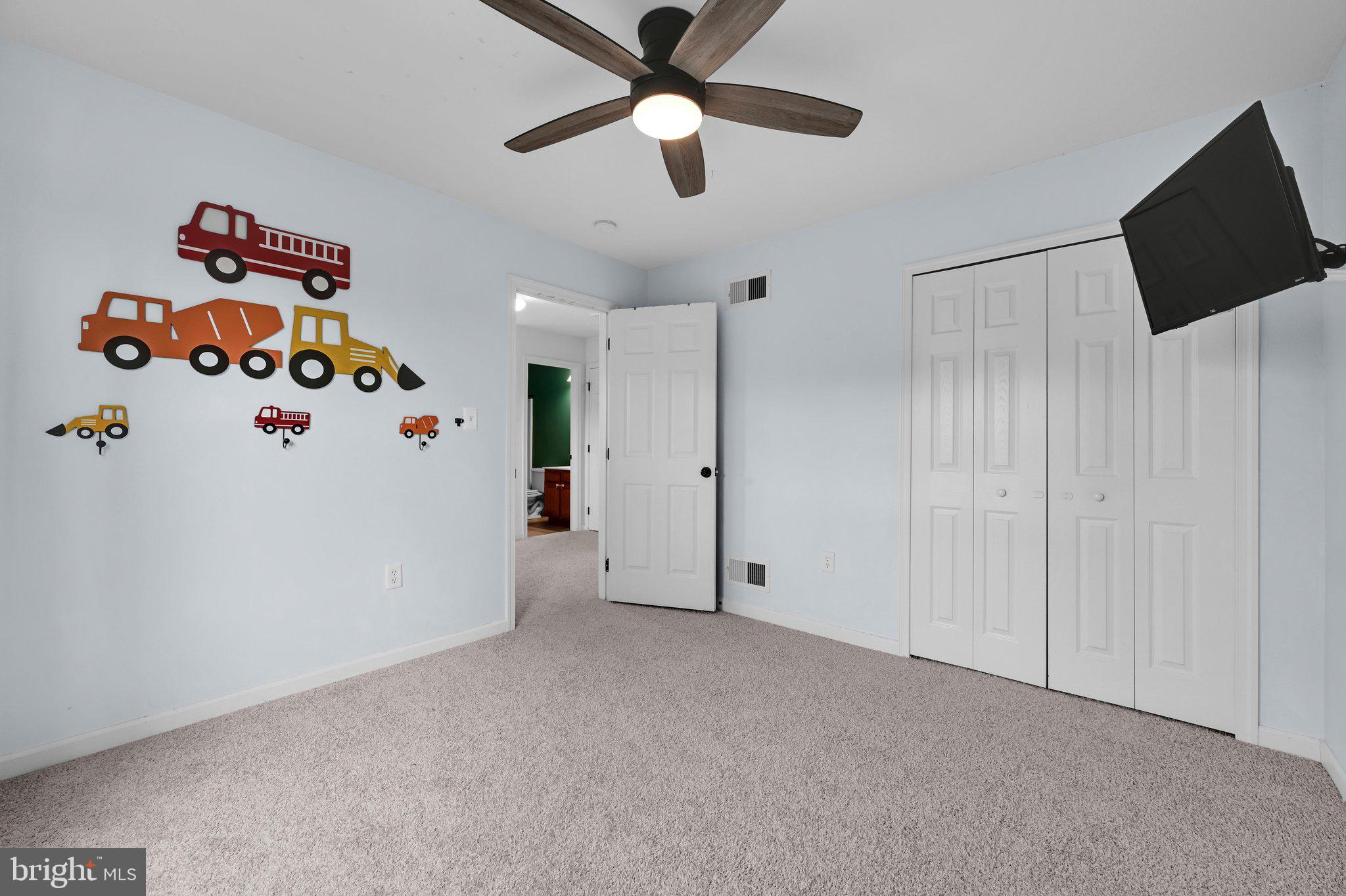 CASTLETON - Residential